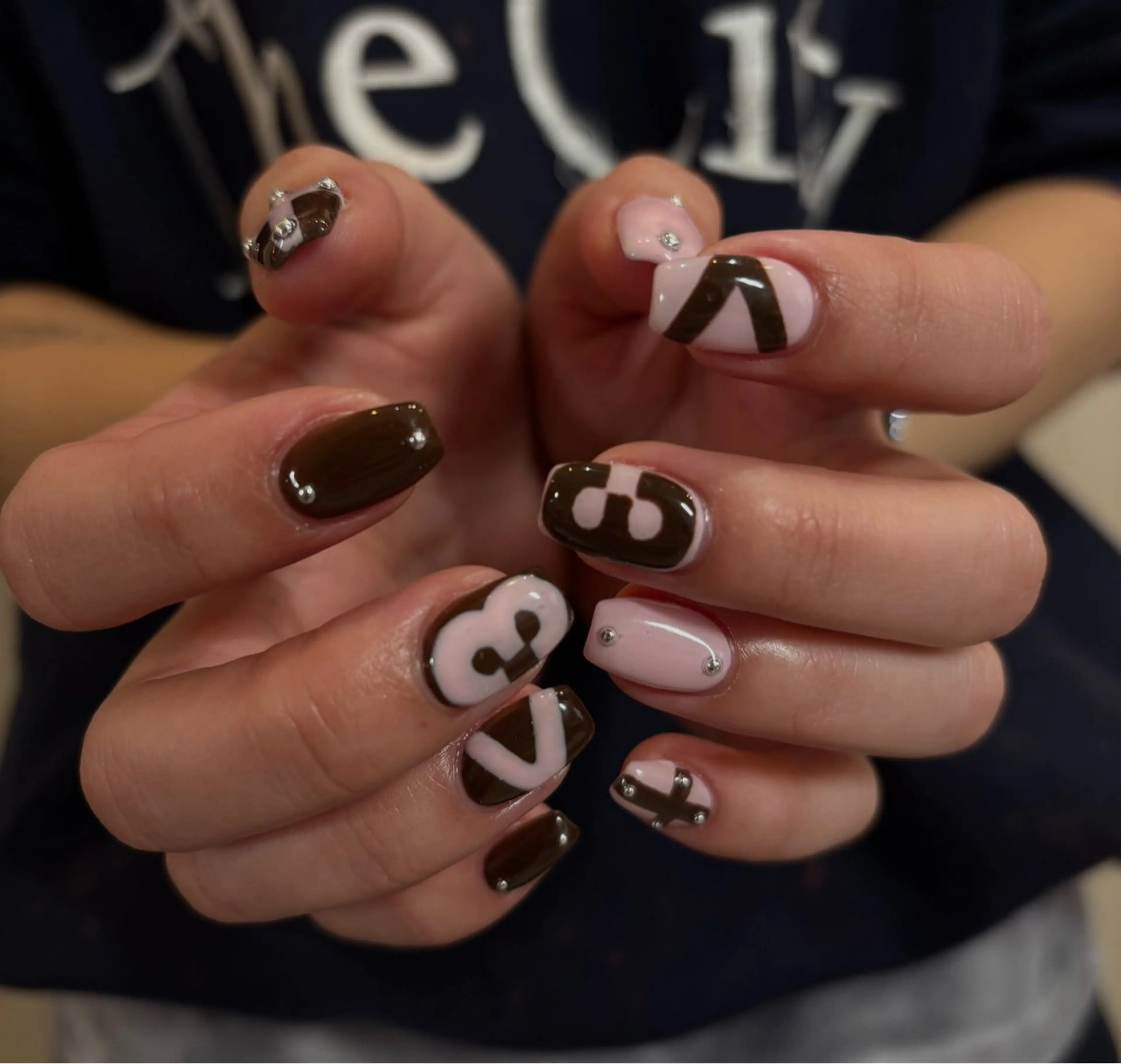 ネイル ハンドネイル 🌸yura🌸 ／ネイル／AO府中のネイルデザイン