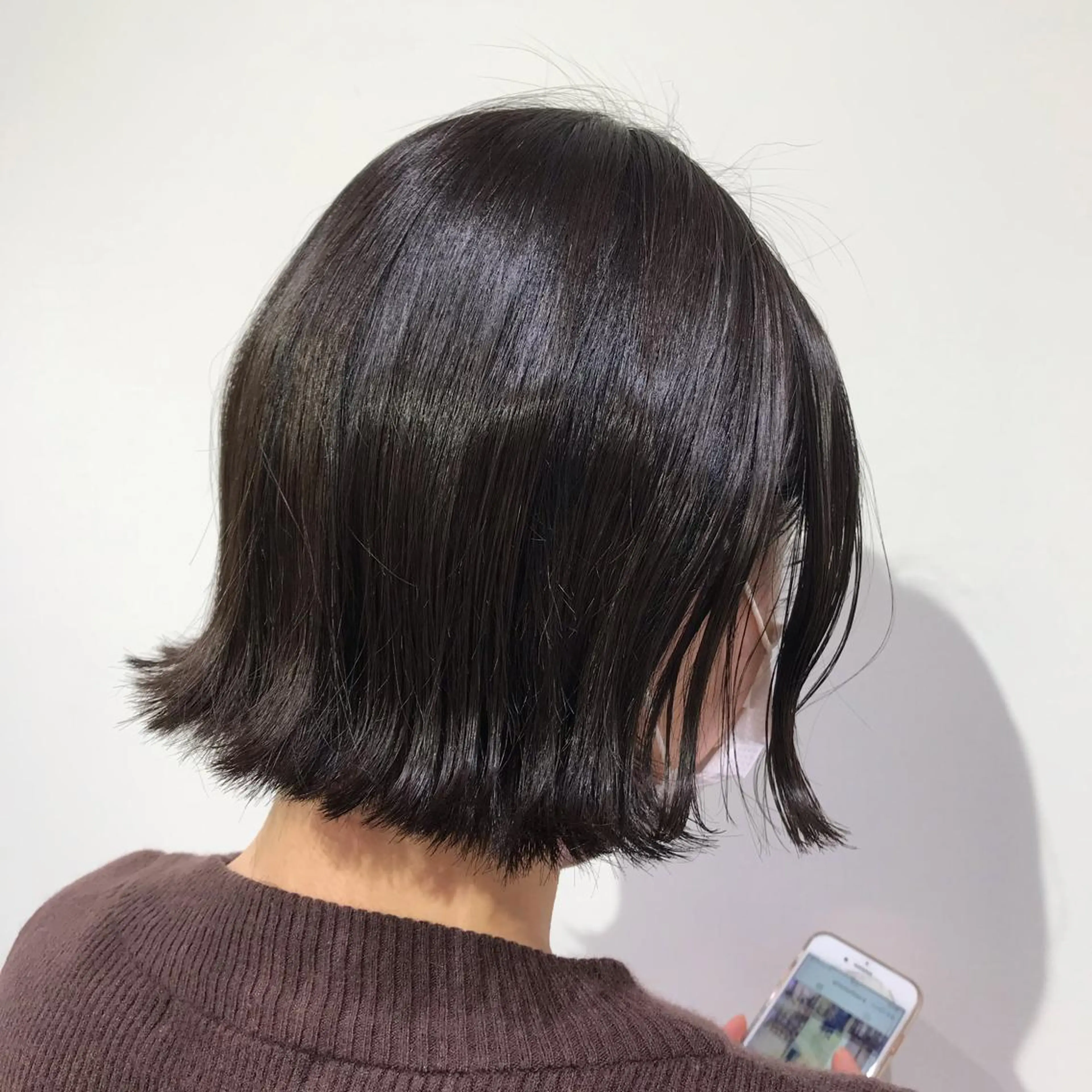ミディアム カラー 切りっぱなしボブ ボブ カット ヘアカラー トリートメント 暖色カラー🌹 中山由梨のヘアスタイル