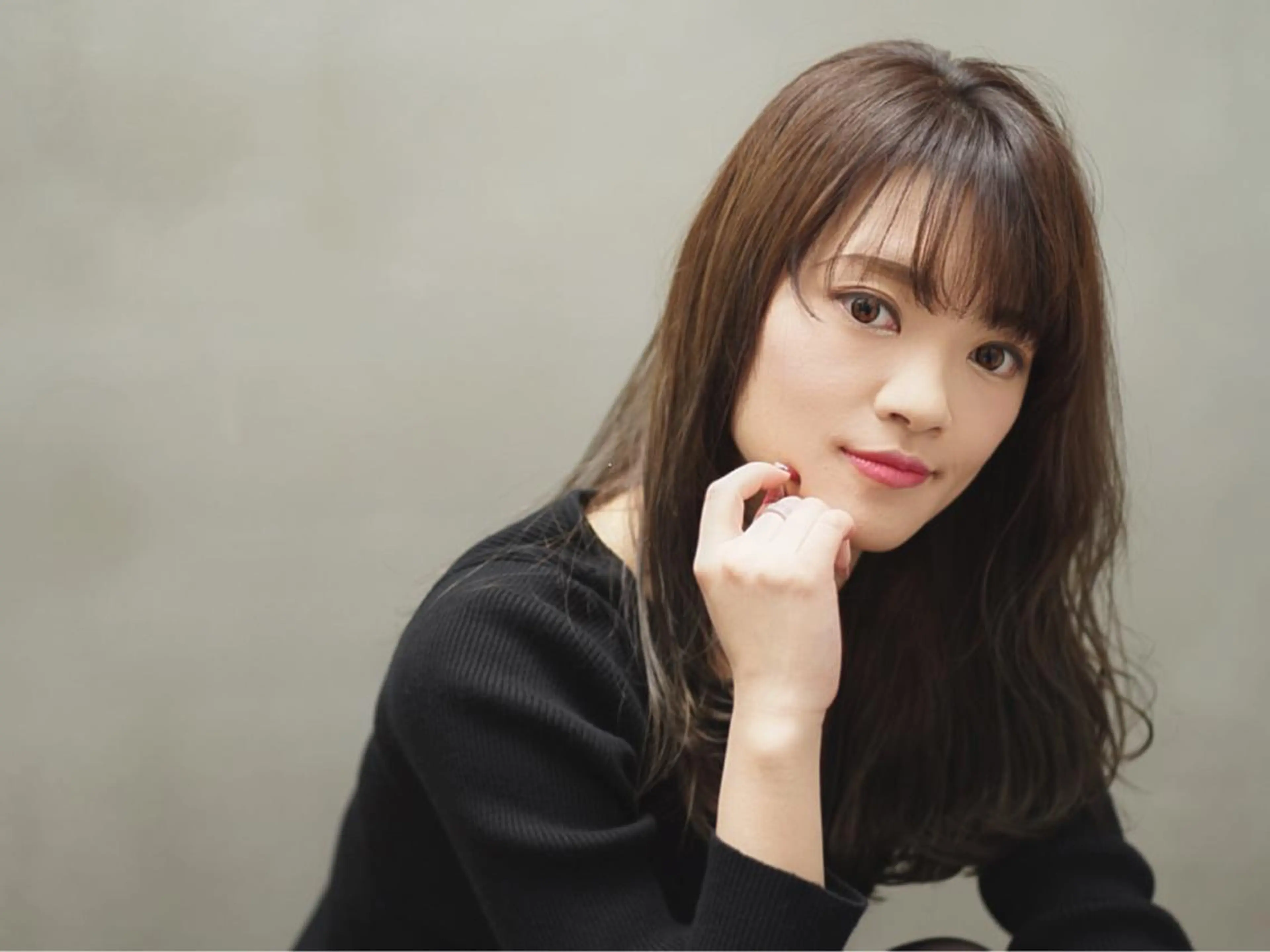 セミロング 萩原 仁のヘアスタイル