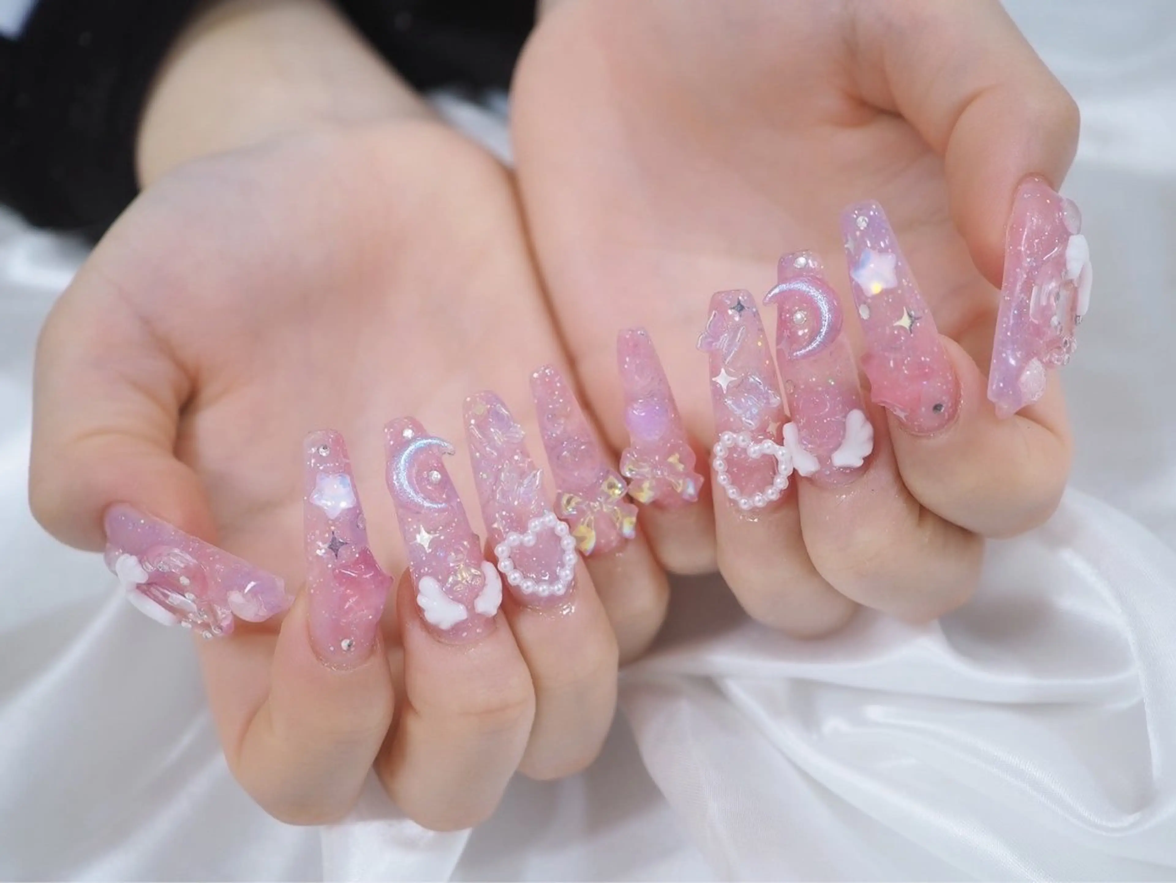 ネイル 西原 愛莉のネイルデザイン