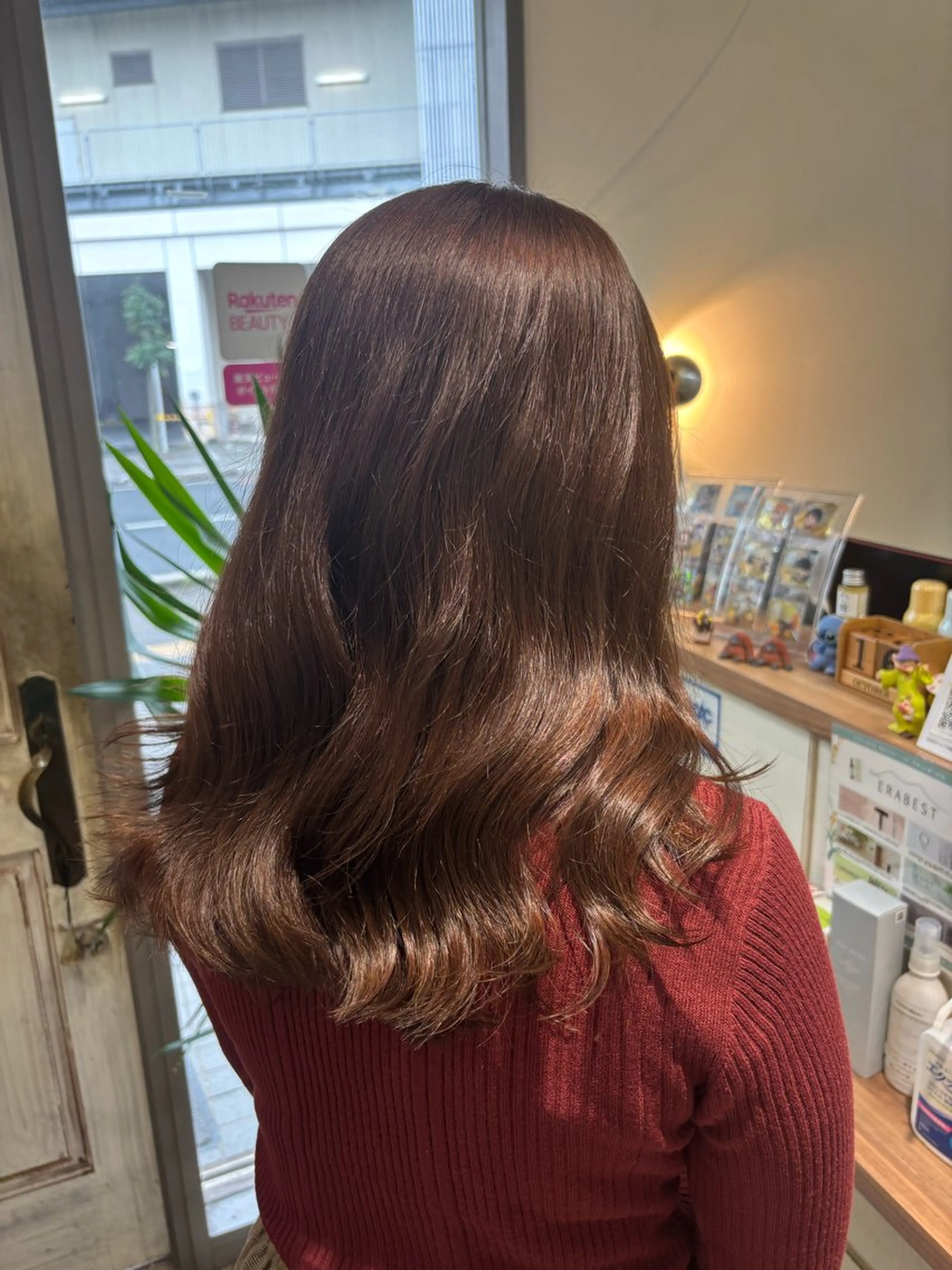 セミロング 高堰 朱羽のヘアスタイル