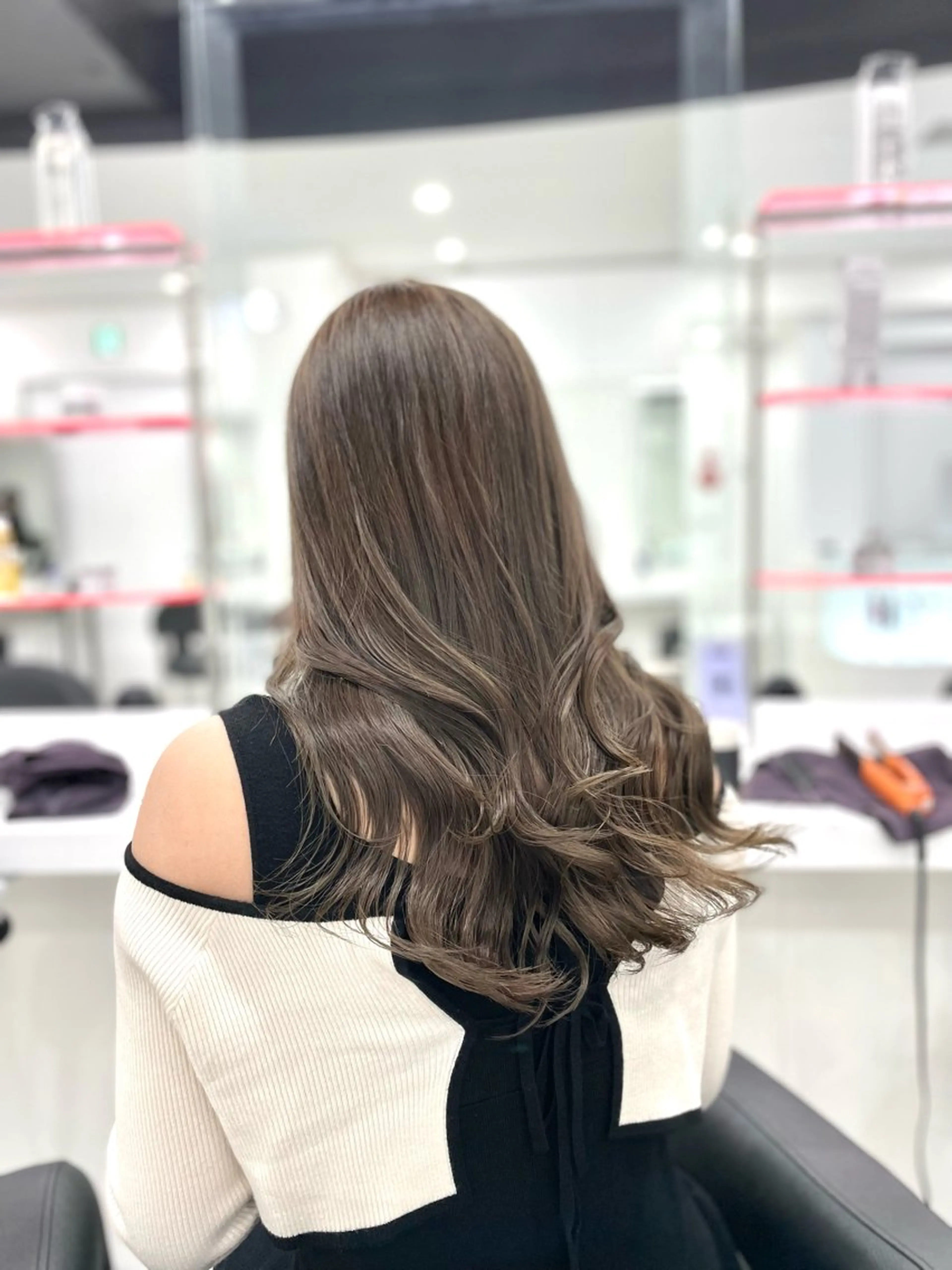 ［ミニモ学割U24🌷］メンテナンスカット＋似合せカラー♡＋トリートメントの写真