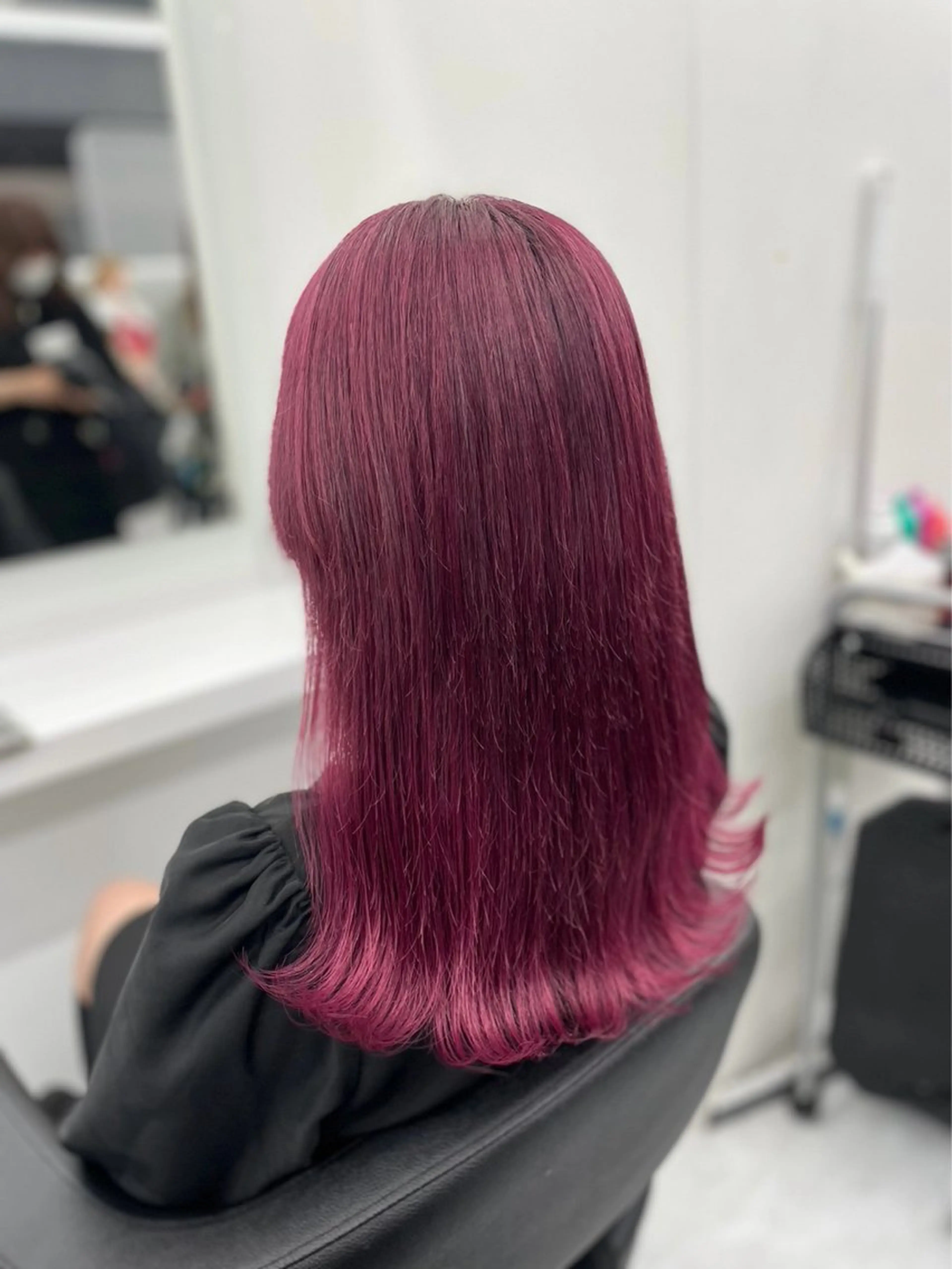 セミロング ヘアカラー yuria 🌙のヘアスタイル