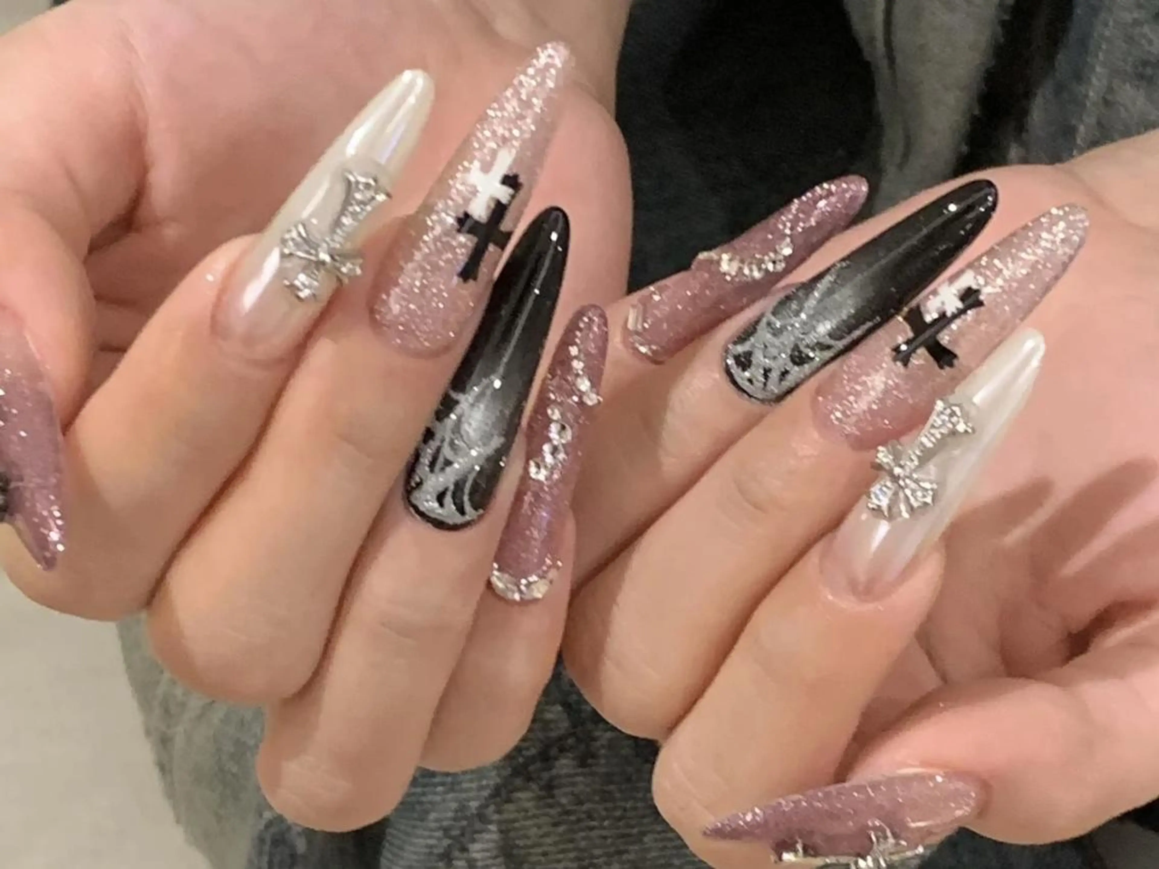 ネイル ワンホンネイル One Plus Nail Salonのネイルデザイン