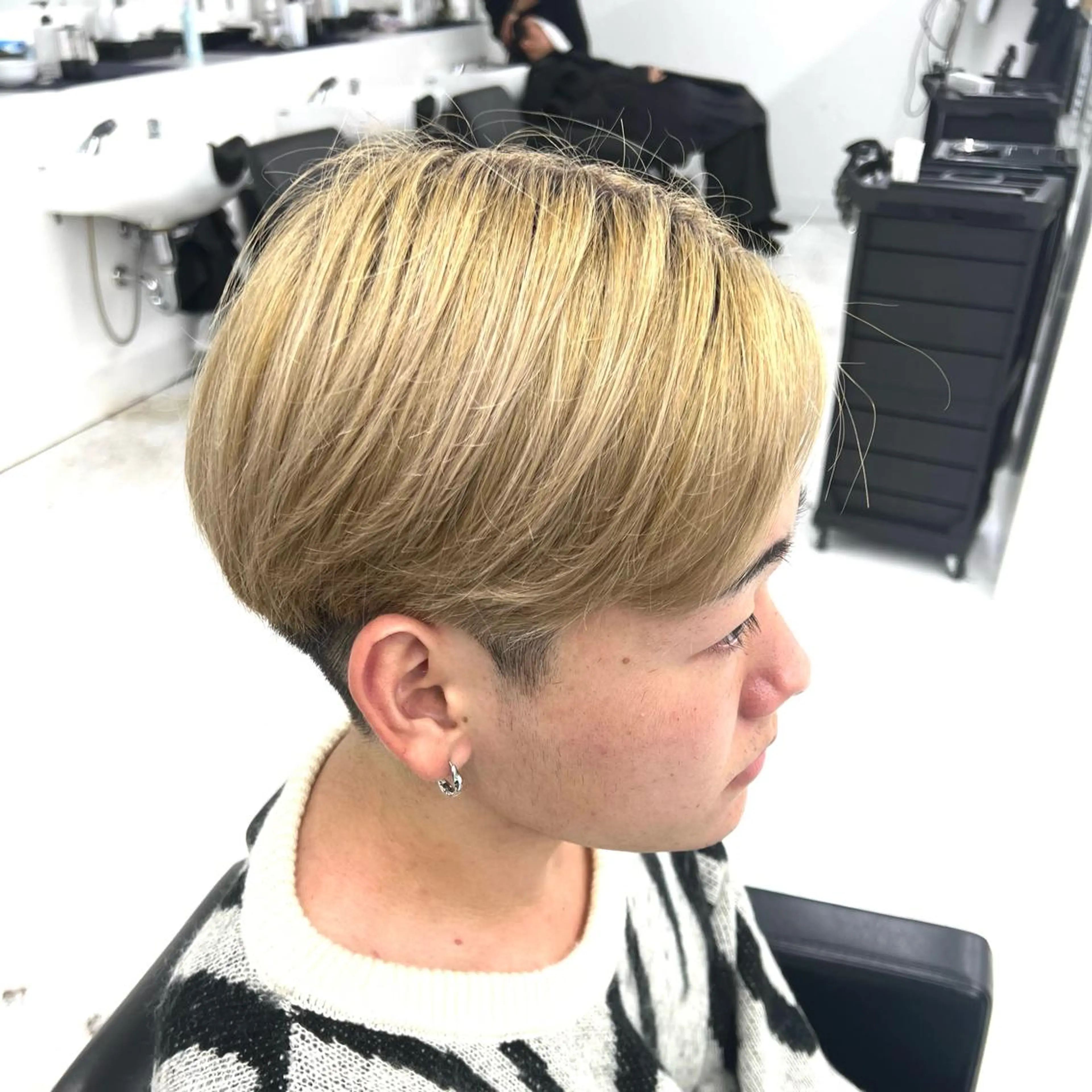 ショート メンズ センターパート 柏メンズカットパーマ NO.1タイチのヘアスタイル