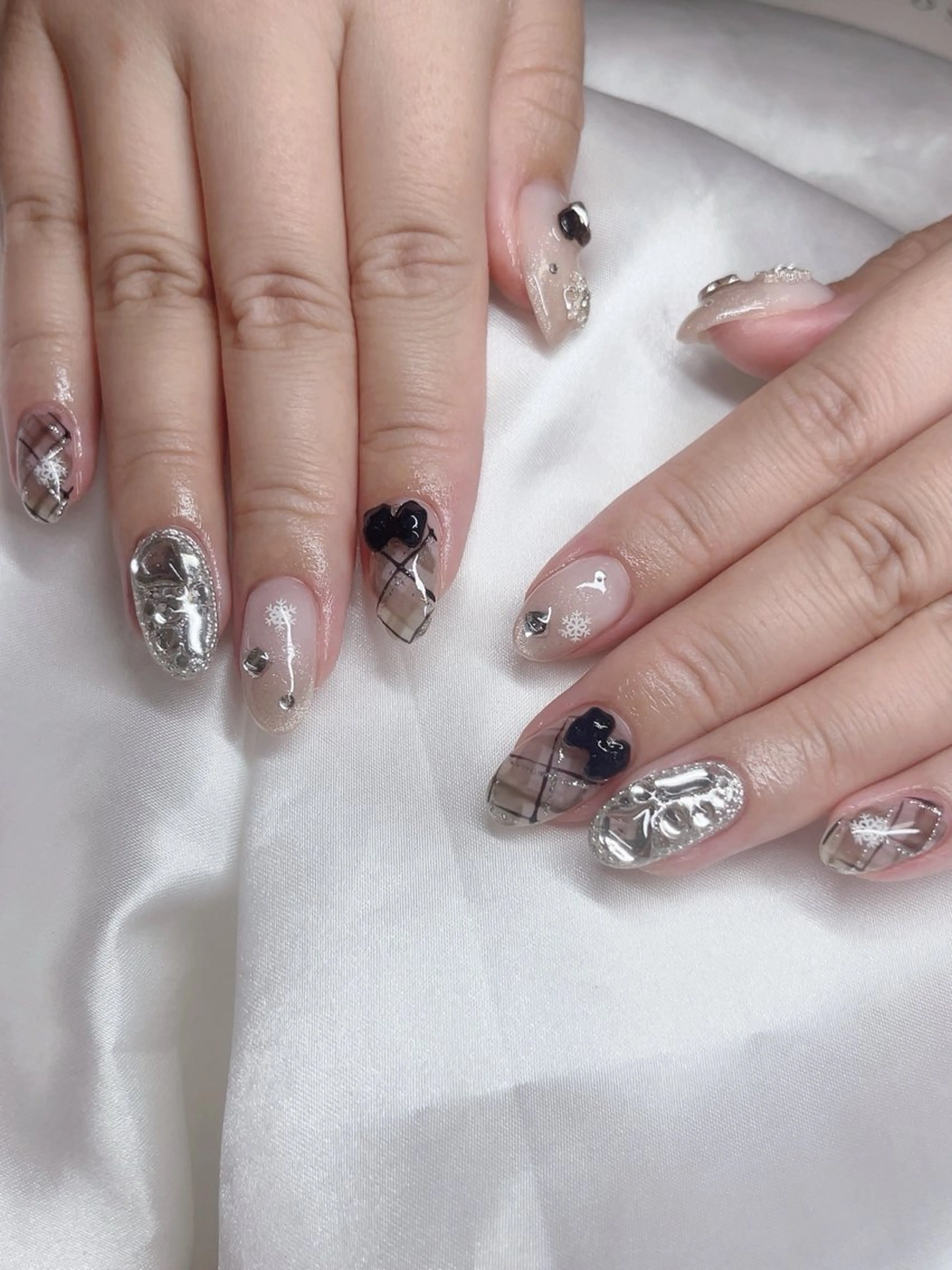 ネイル アートネイル emilia nailのネイルデザイン