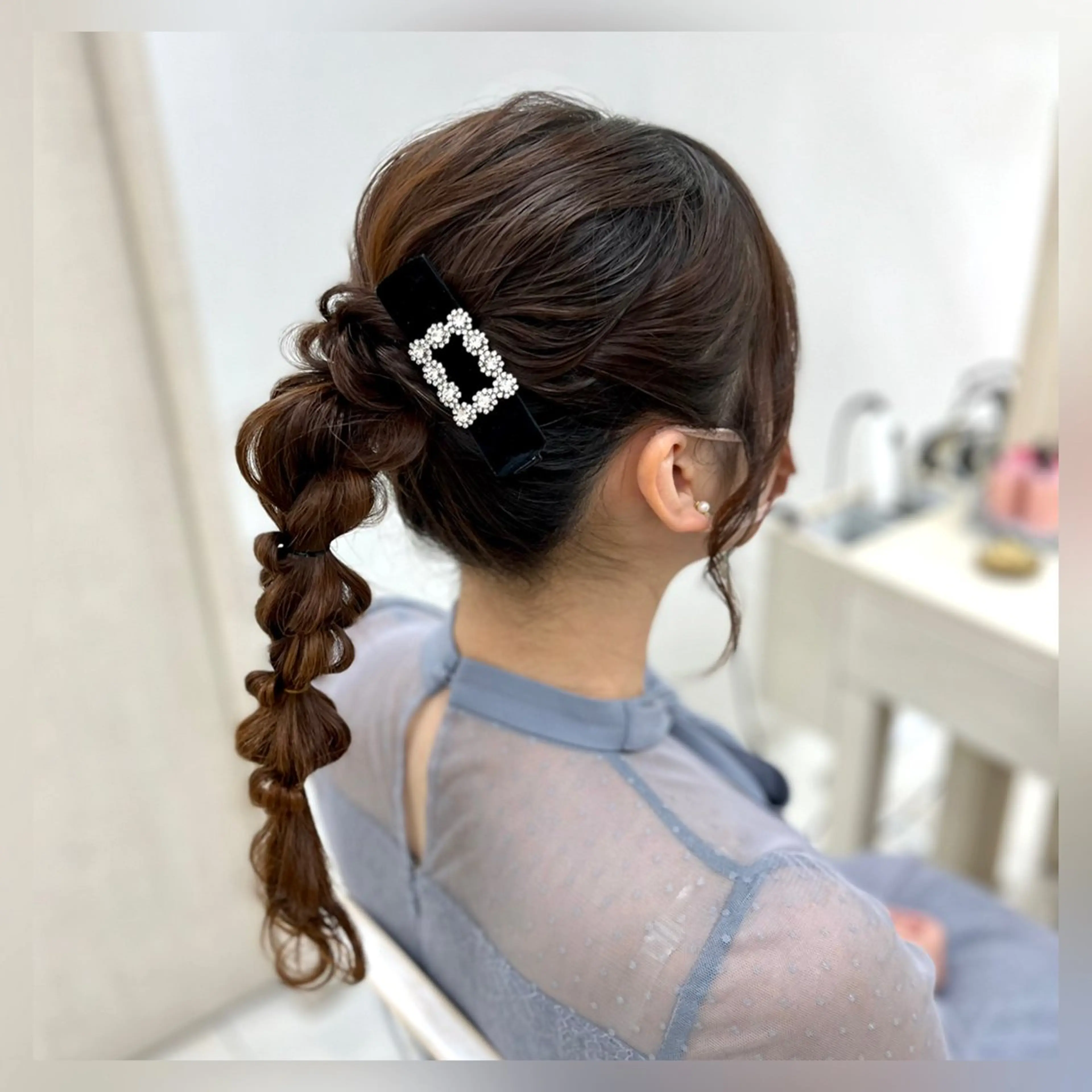 ヘアアレンジ ポニーテール 玉ねぎヘアー 似合わせヘアメイク 💐オダギリチアキのヘアスタイル