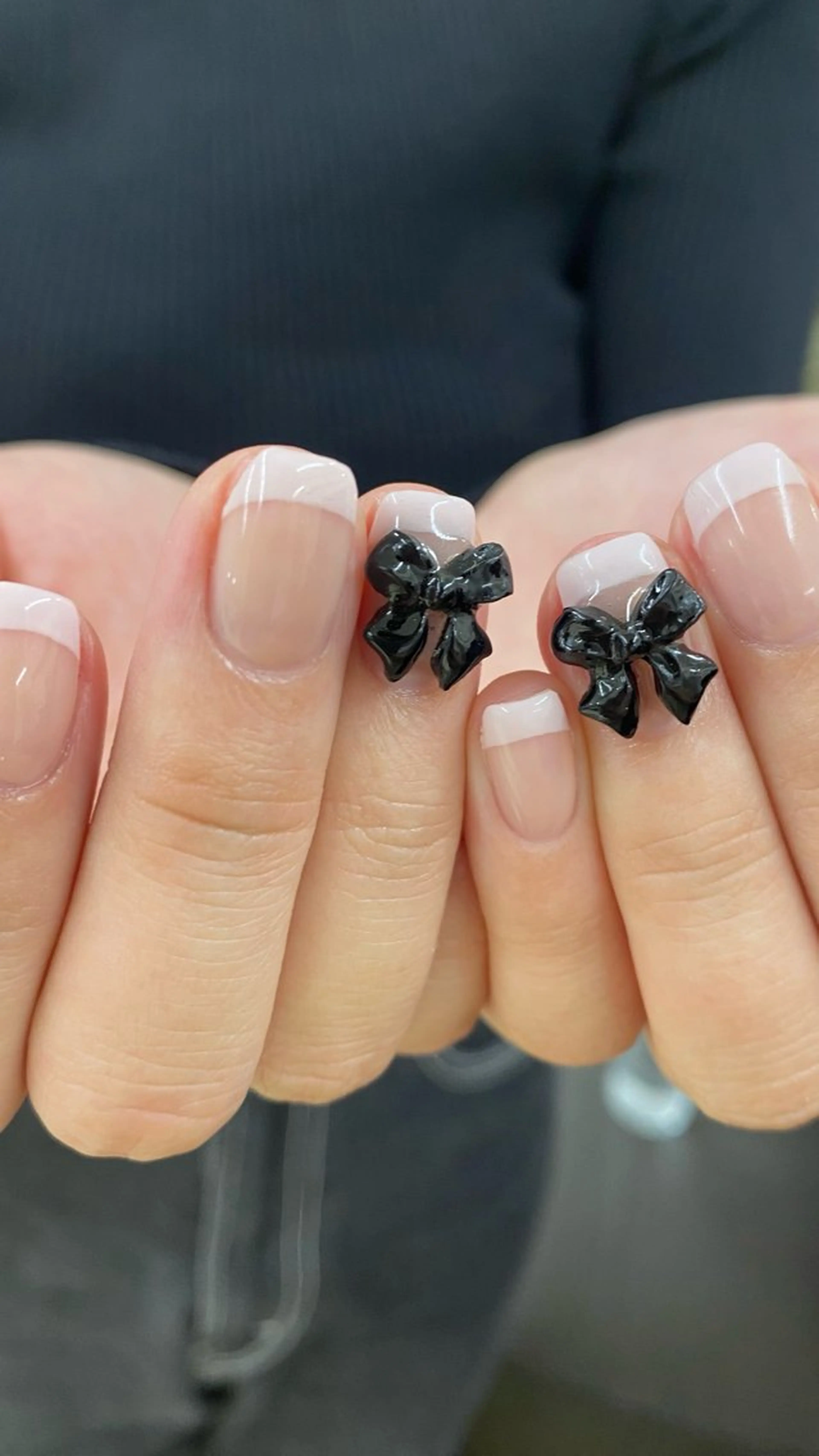 ネイル フレンチネイル リボン ハンドネイル ルル　シェアサロン所属・tome much kyokaのネイルデザイン