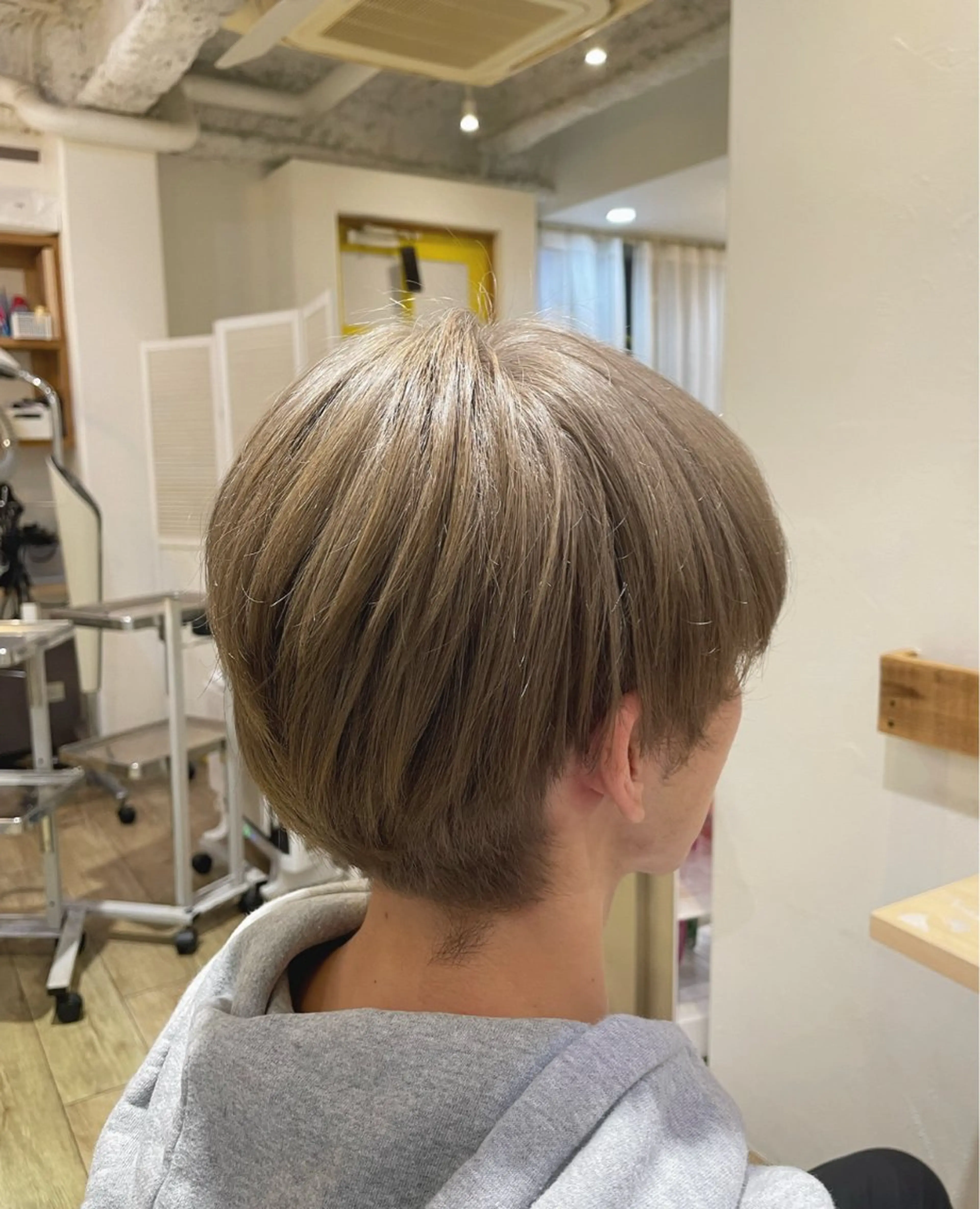 ショート カラー メンズ メンズブリーチ ブリーチ グレージュ ヘアカラー ✨ショート/パーマ✨ たなかひろとのヘアスタイル