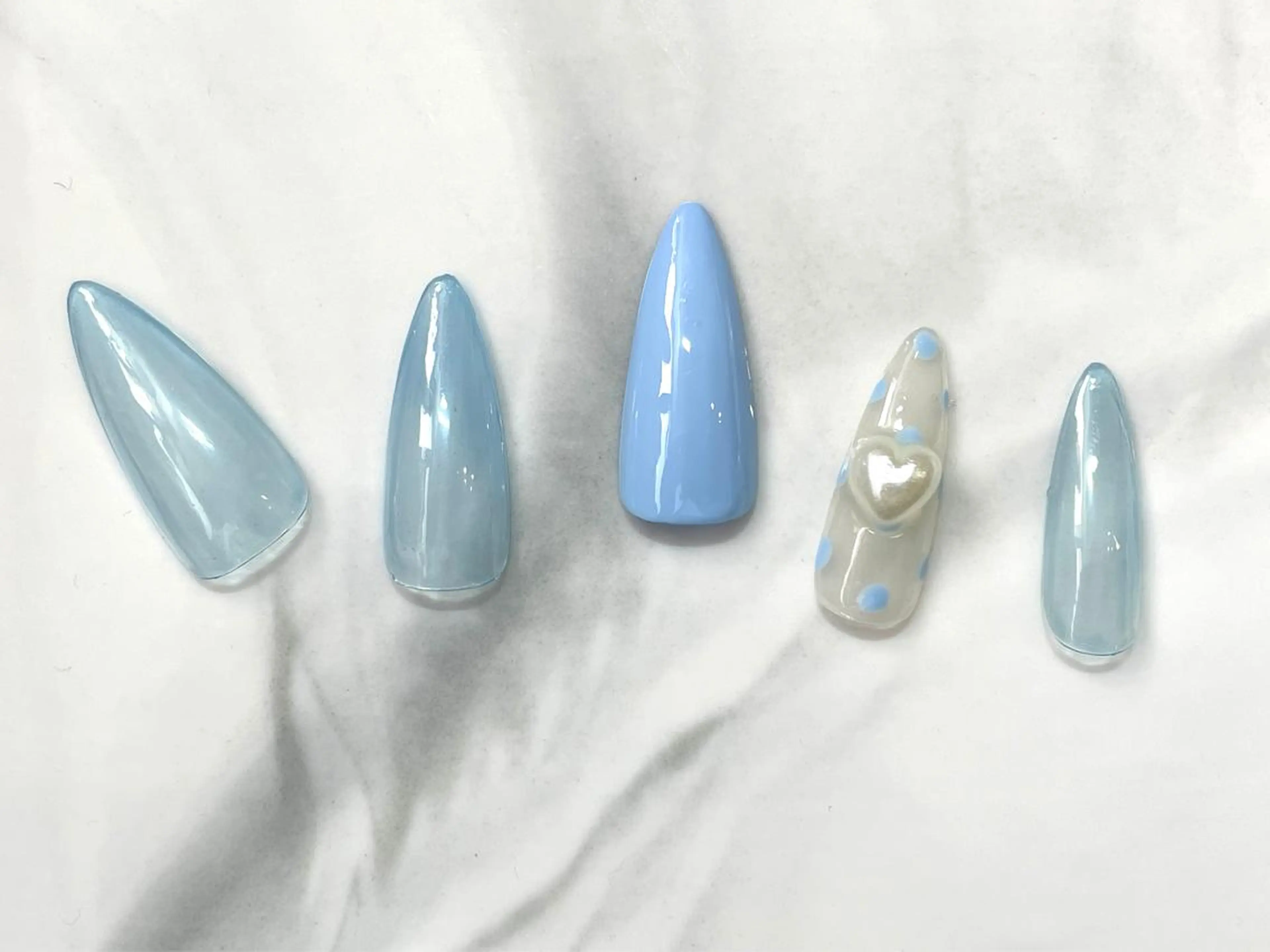 ネイル Neige所属・Neige 𓂃 aiのネイルデザイン
