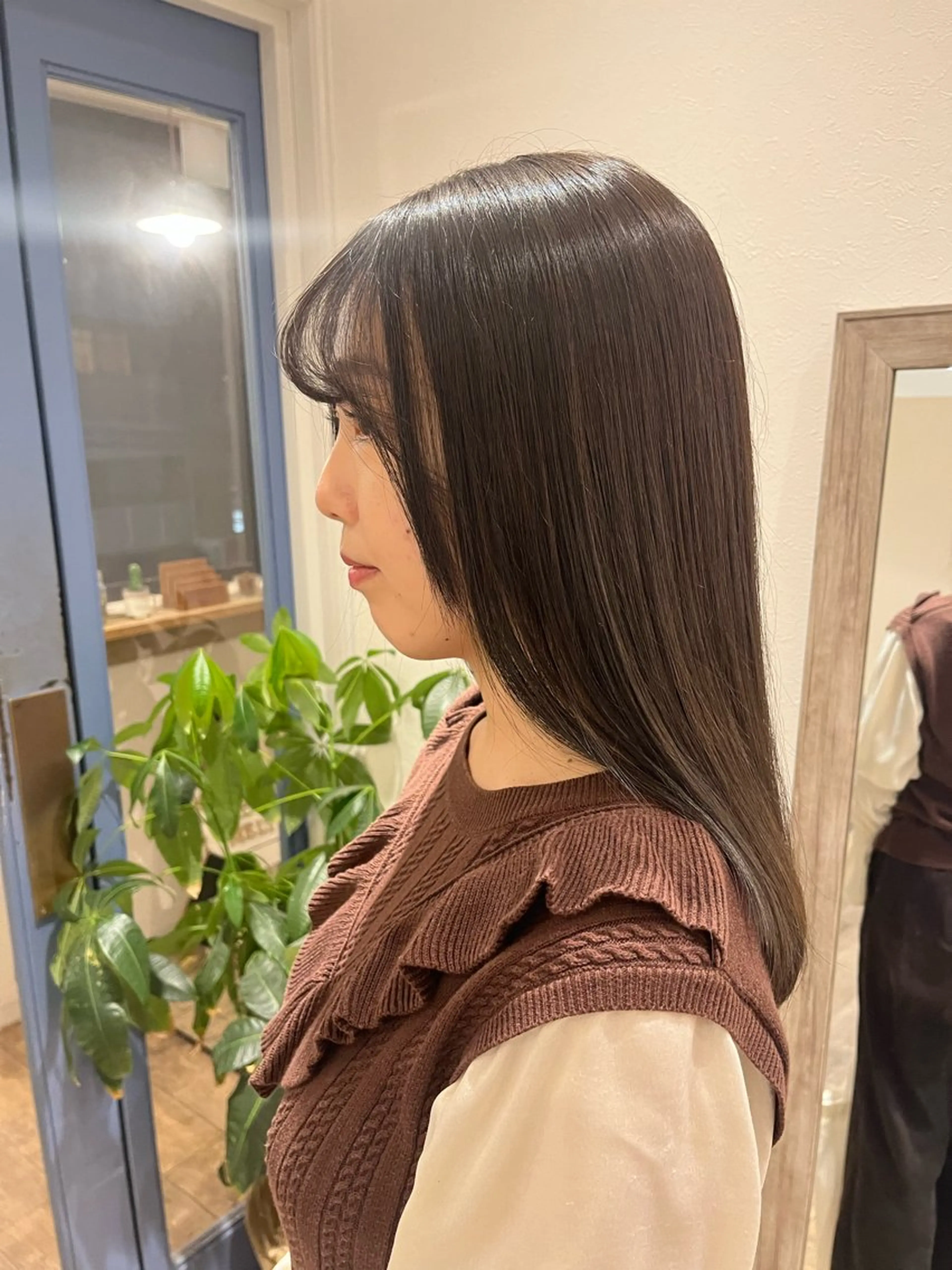 ミディアム カラー ベージュカラー オリーブベージュ トリートメント カット ヘアカラー トリートメント 上品な暖色/丸みボブ Chie🪷のヘアスタイル