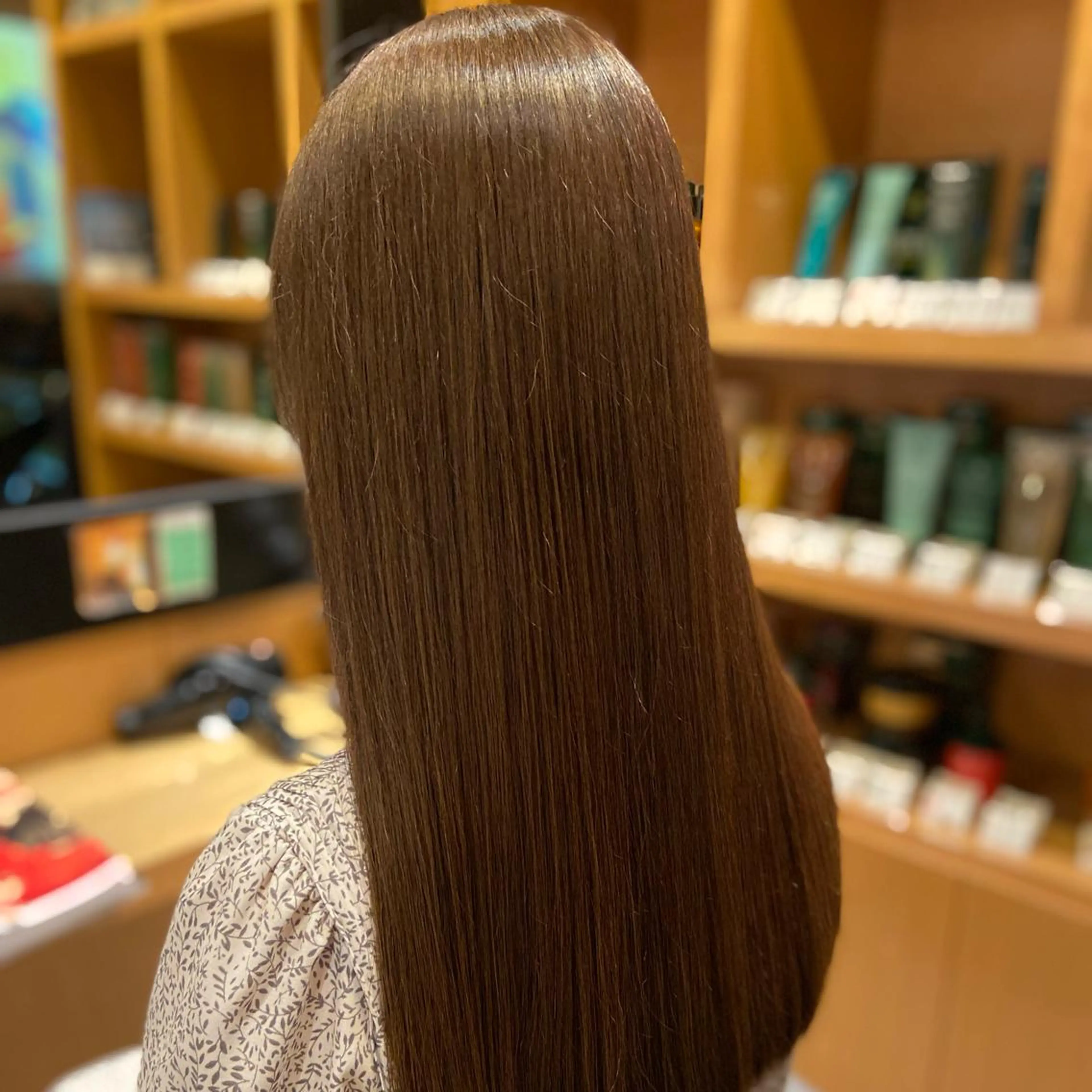 ロング カラー イルミナカラー オレンジ organic life所属・IWASHITA TAKESHIのヘアスタイル