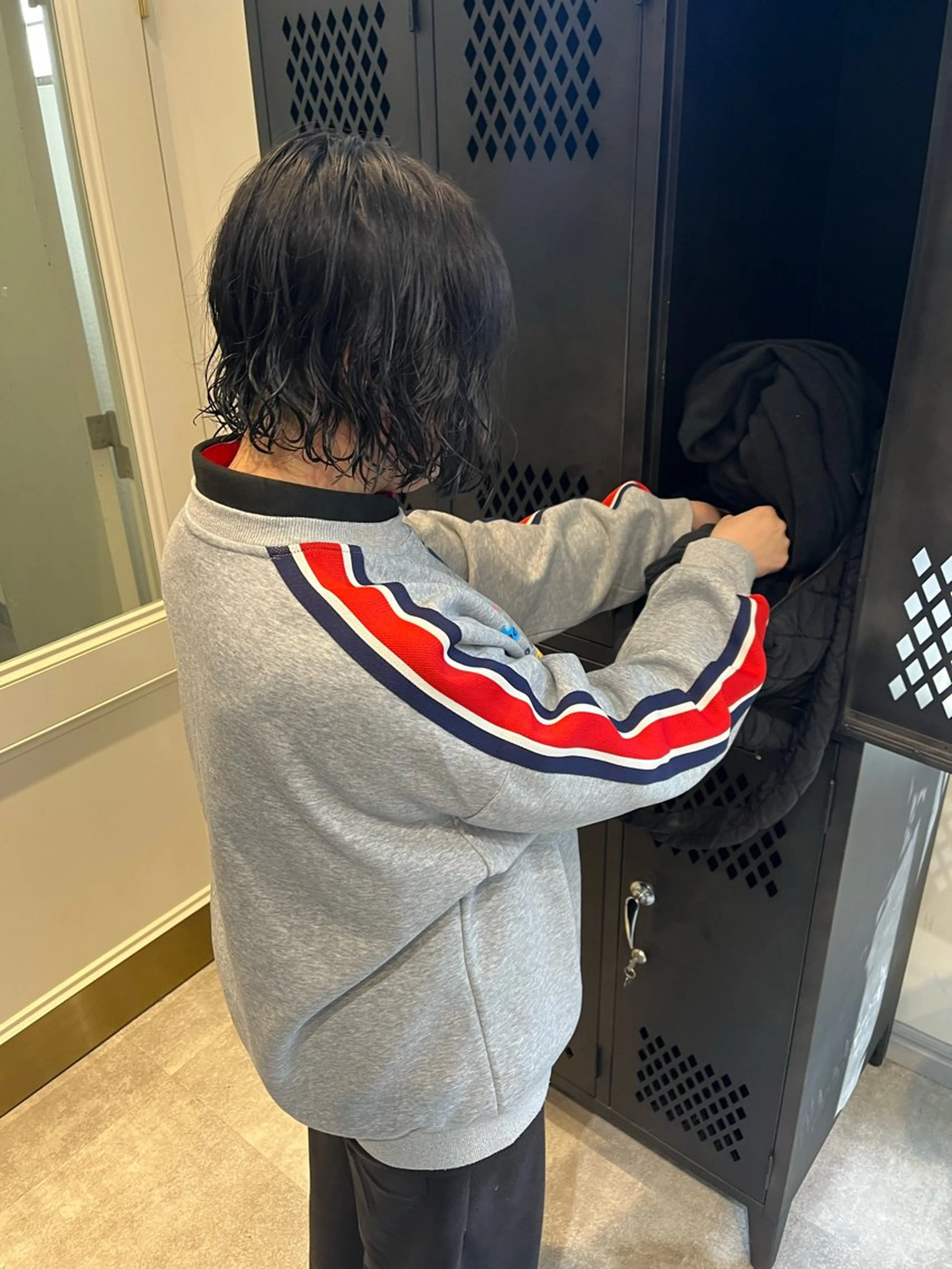 ミディアム パーマ SIKI yuuna レイヤーカット🪽のヘアスタイル