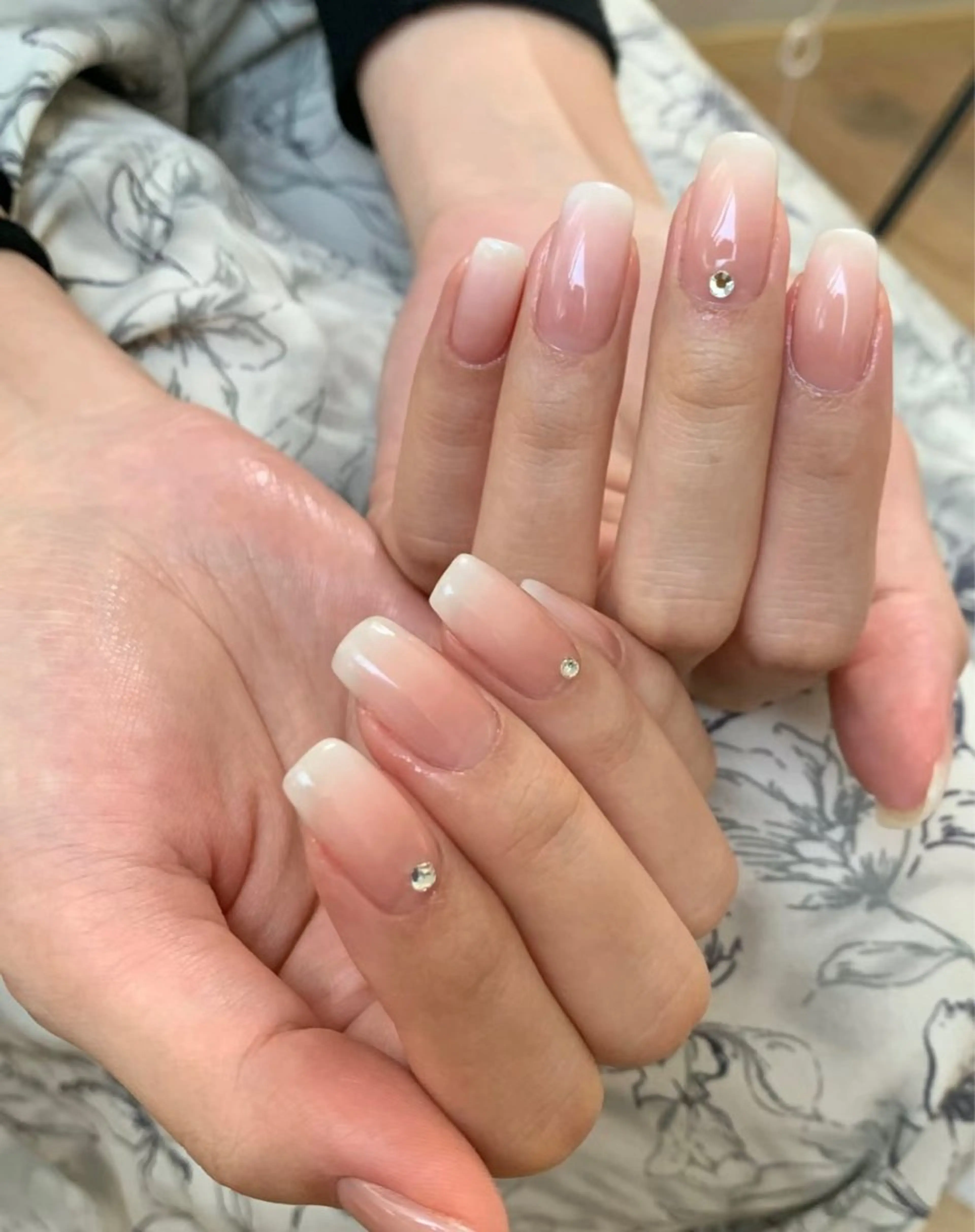 ネイル ハンドネイル 🍑 momo_nailのネイルデザイン