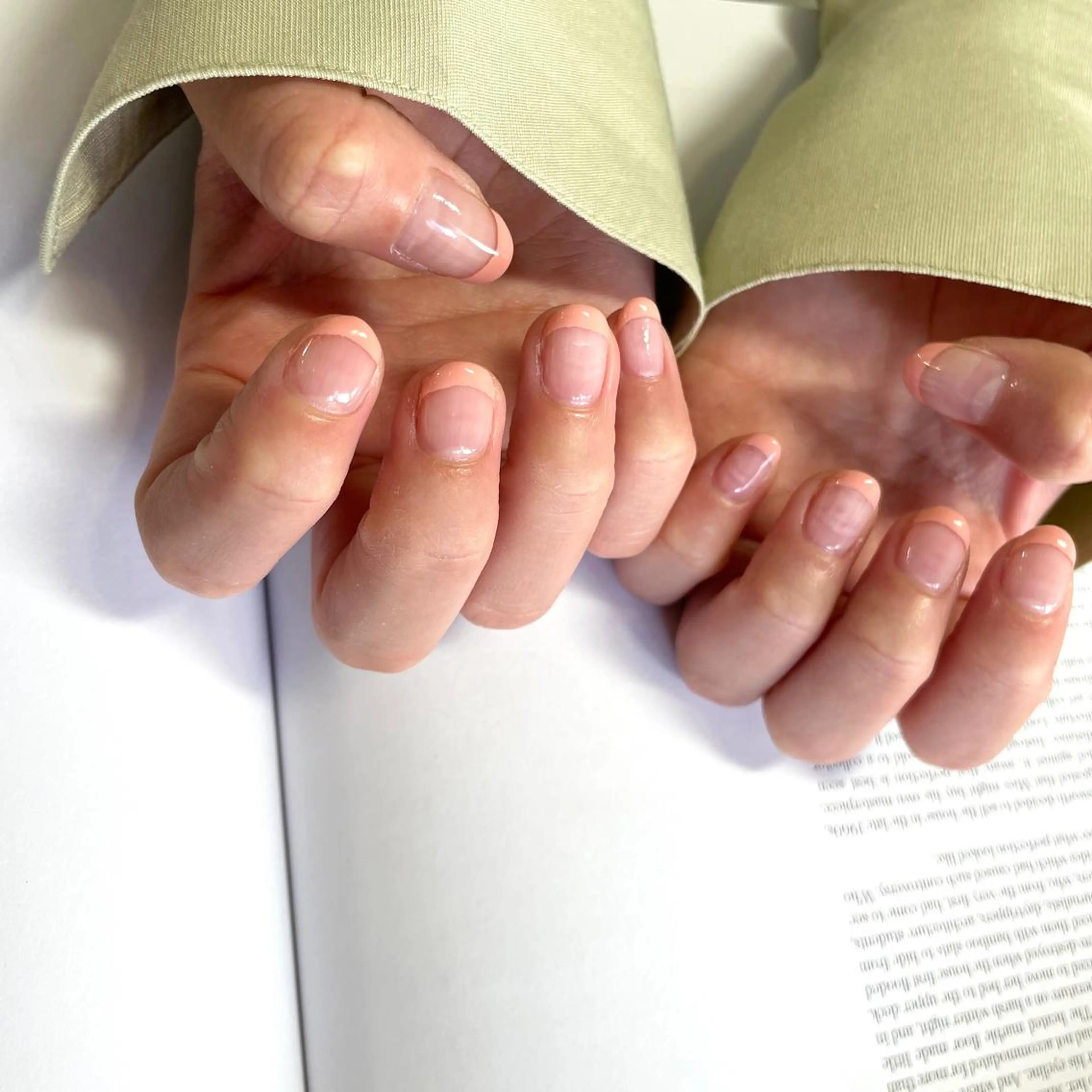 ネイル ハンドネイル ワンホン／ニュアンス Ayanoのネイルデザイン