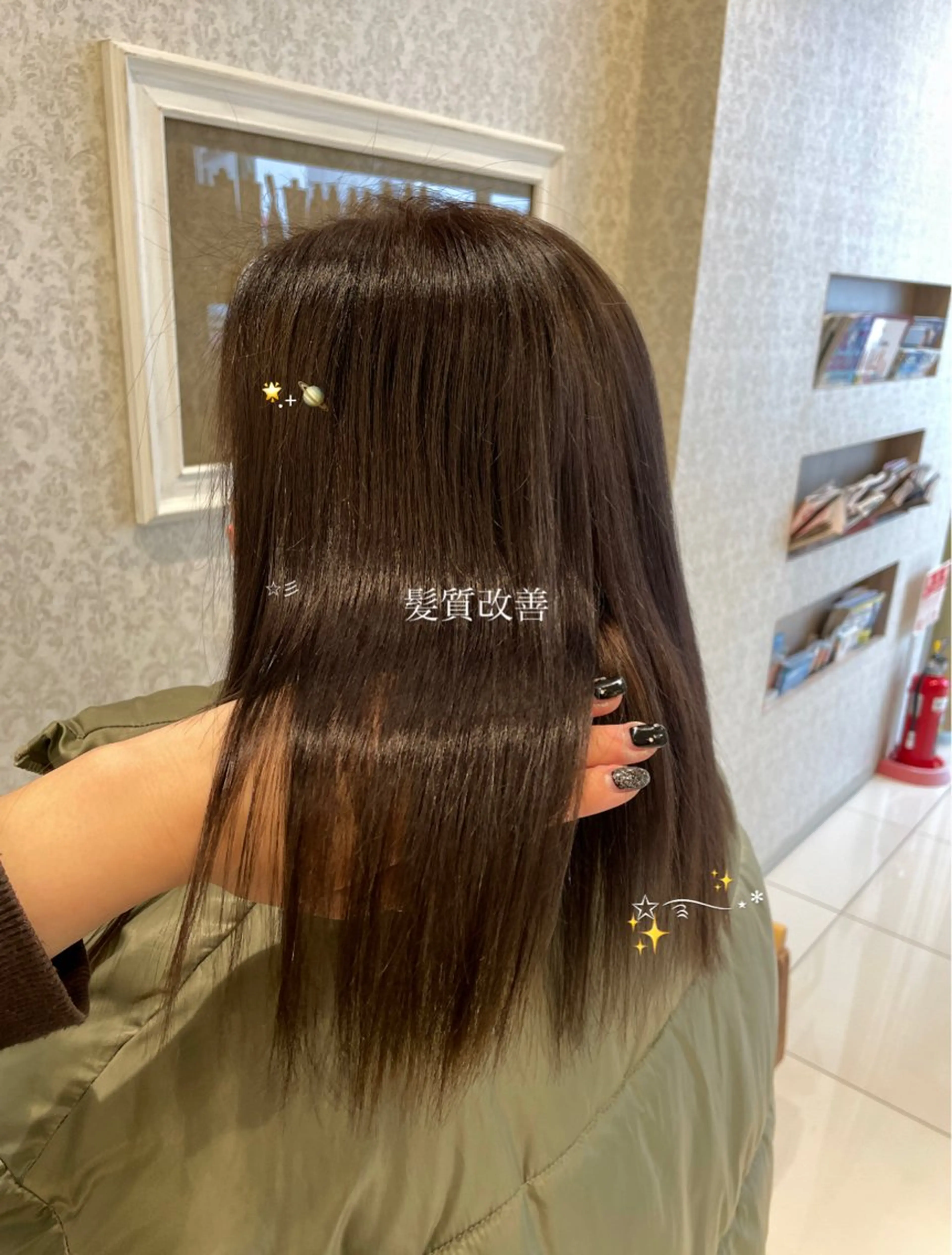 ミディアム カラー 暖色カラー/ブリーチ なしカラー/艶カラーのヘアスタイル