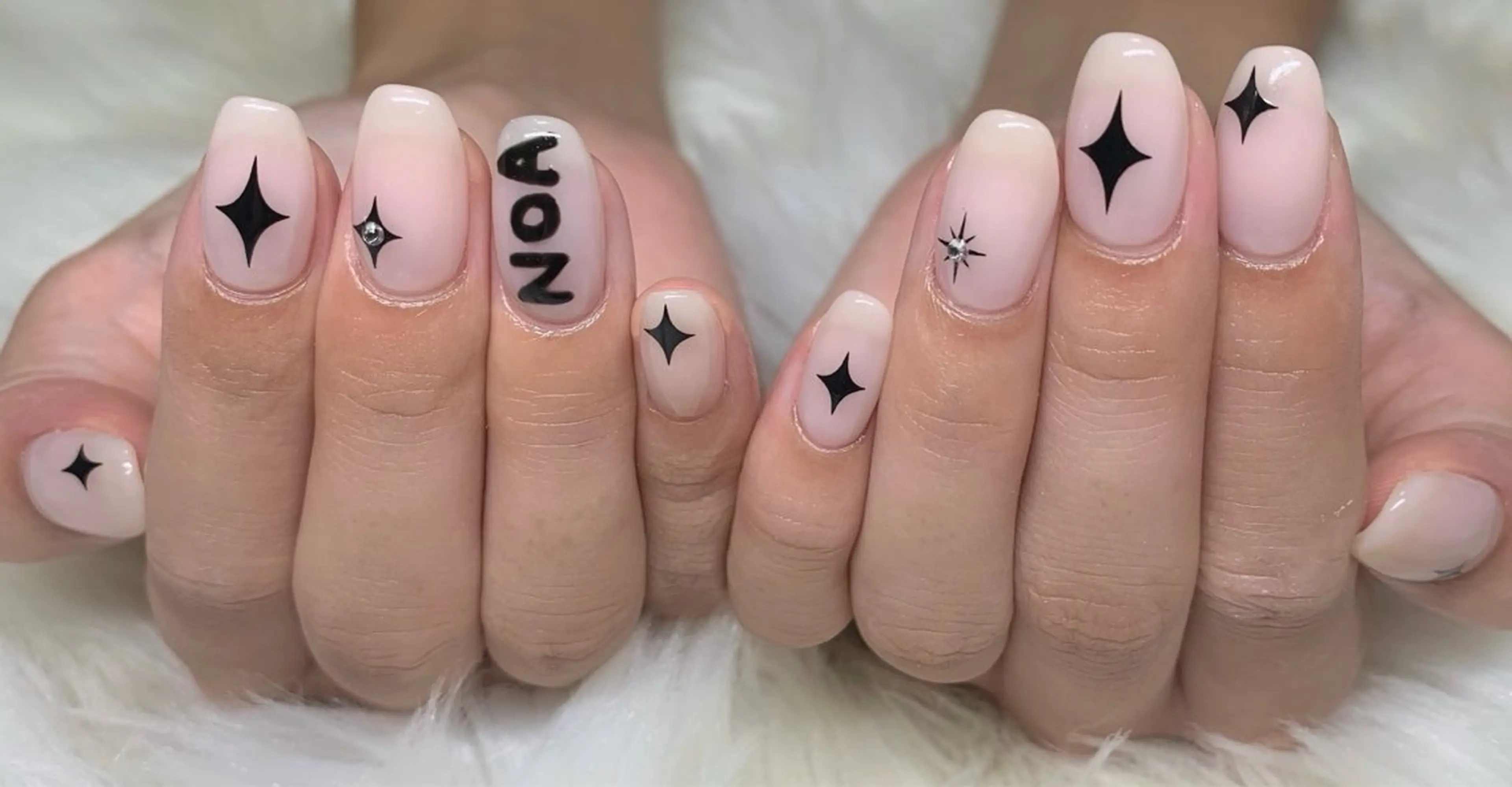 ネイル ハンドネイル nail room LUNA⋆౨ৎ˚⟡のネイルデザイン