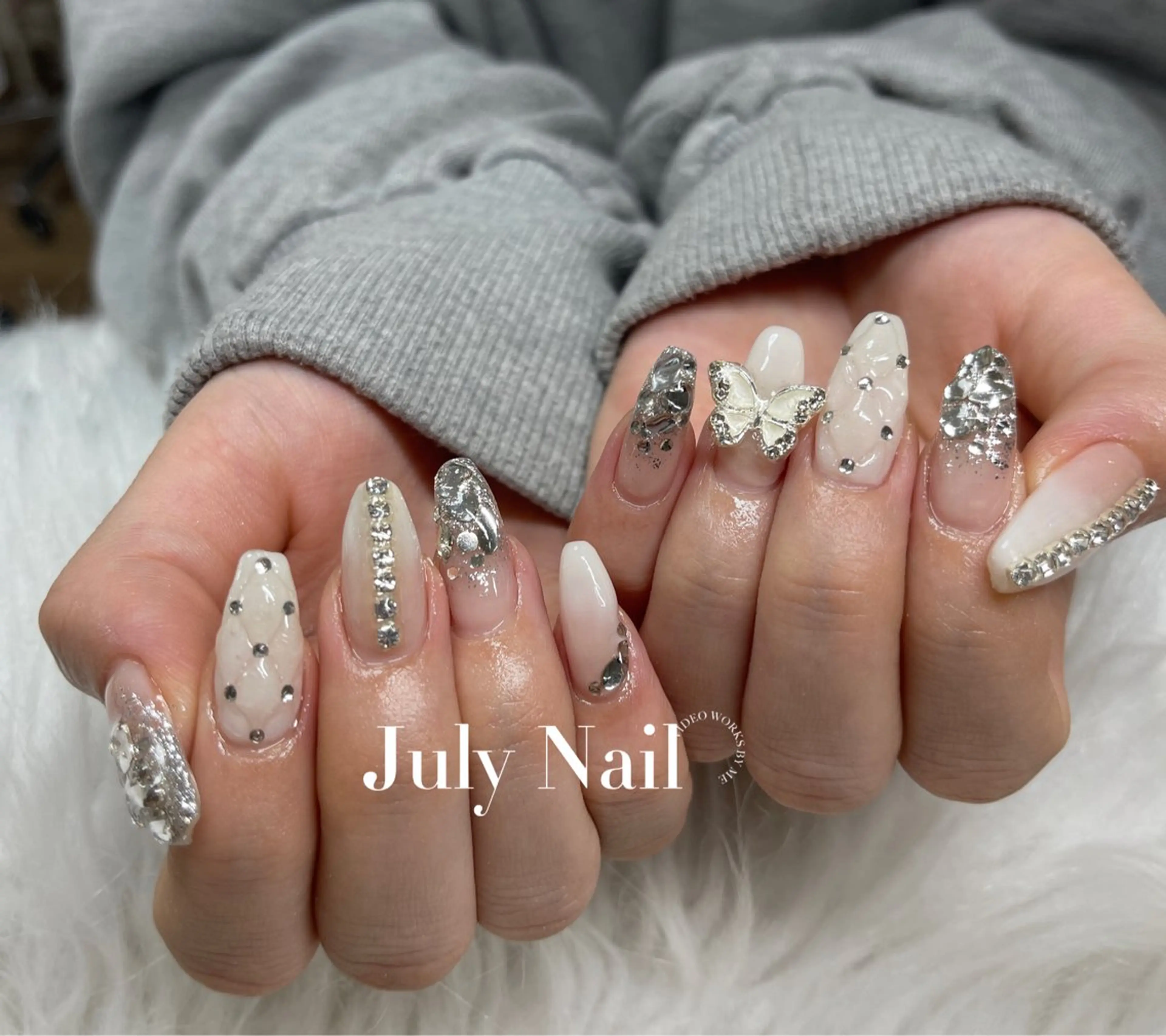 ネイル July Nail 新横浜駅のネイルデザイン