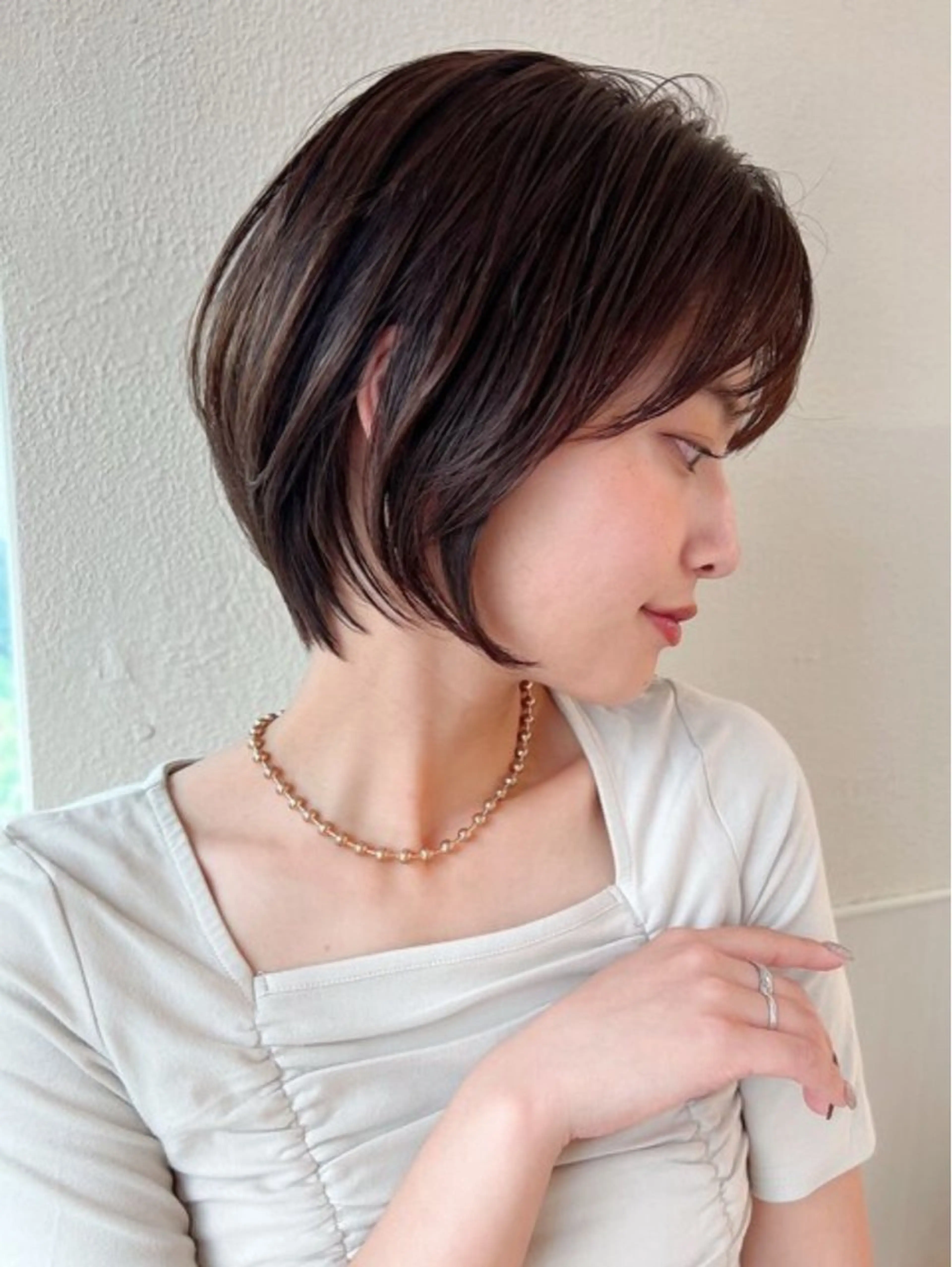 ショート アフロートディル表参道店所属・艶髪カラー/レイヤー カット/表参道　寺崎のヘアスタイル