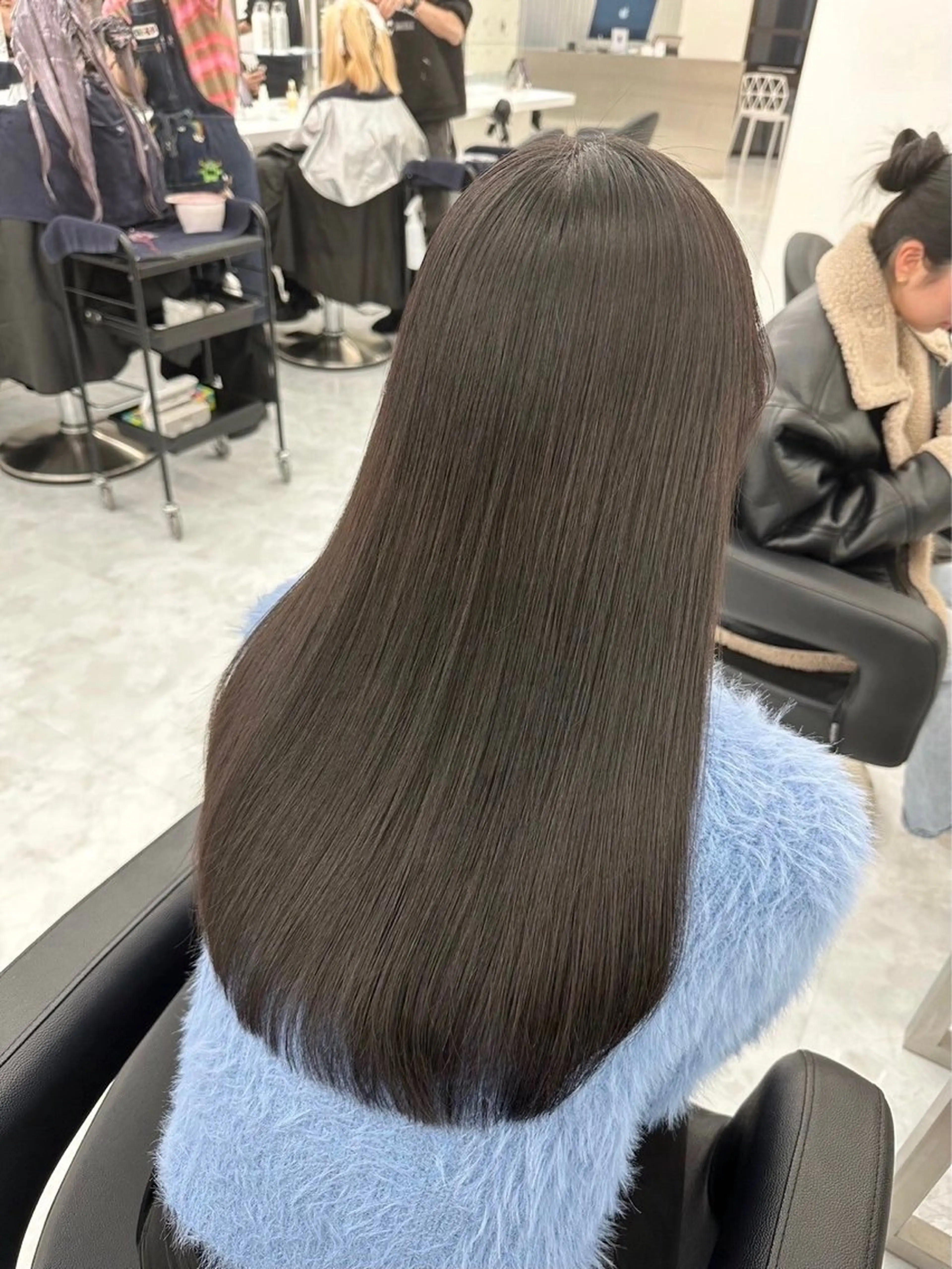 ロング カラー 透明感トレンドヘア 🎀なるみ🎀のヘアスタイル