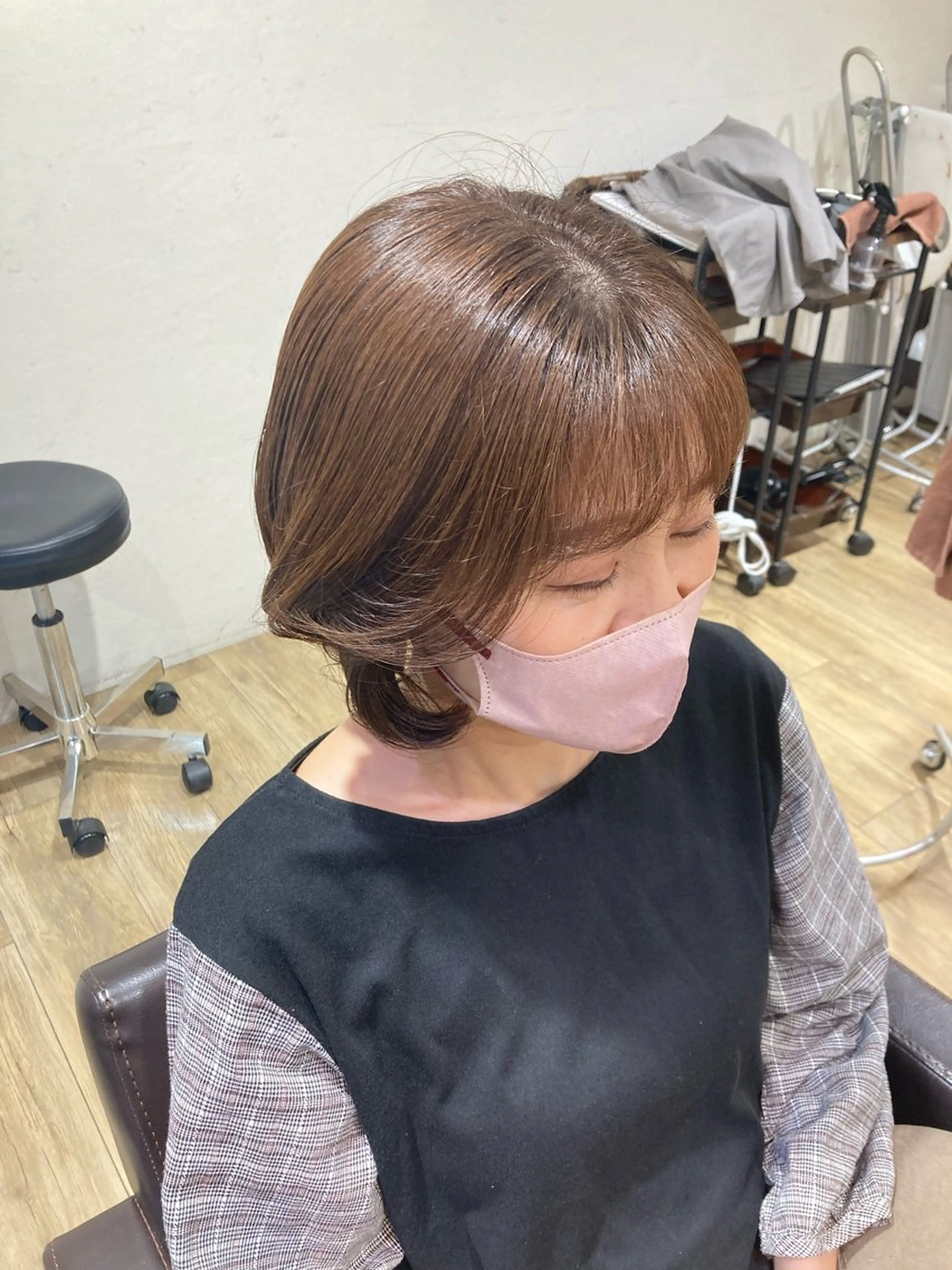 ミディアム アッシュ ヘアカラー N+【エヌプラス】所属・川畑 心子のヘアスタイル