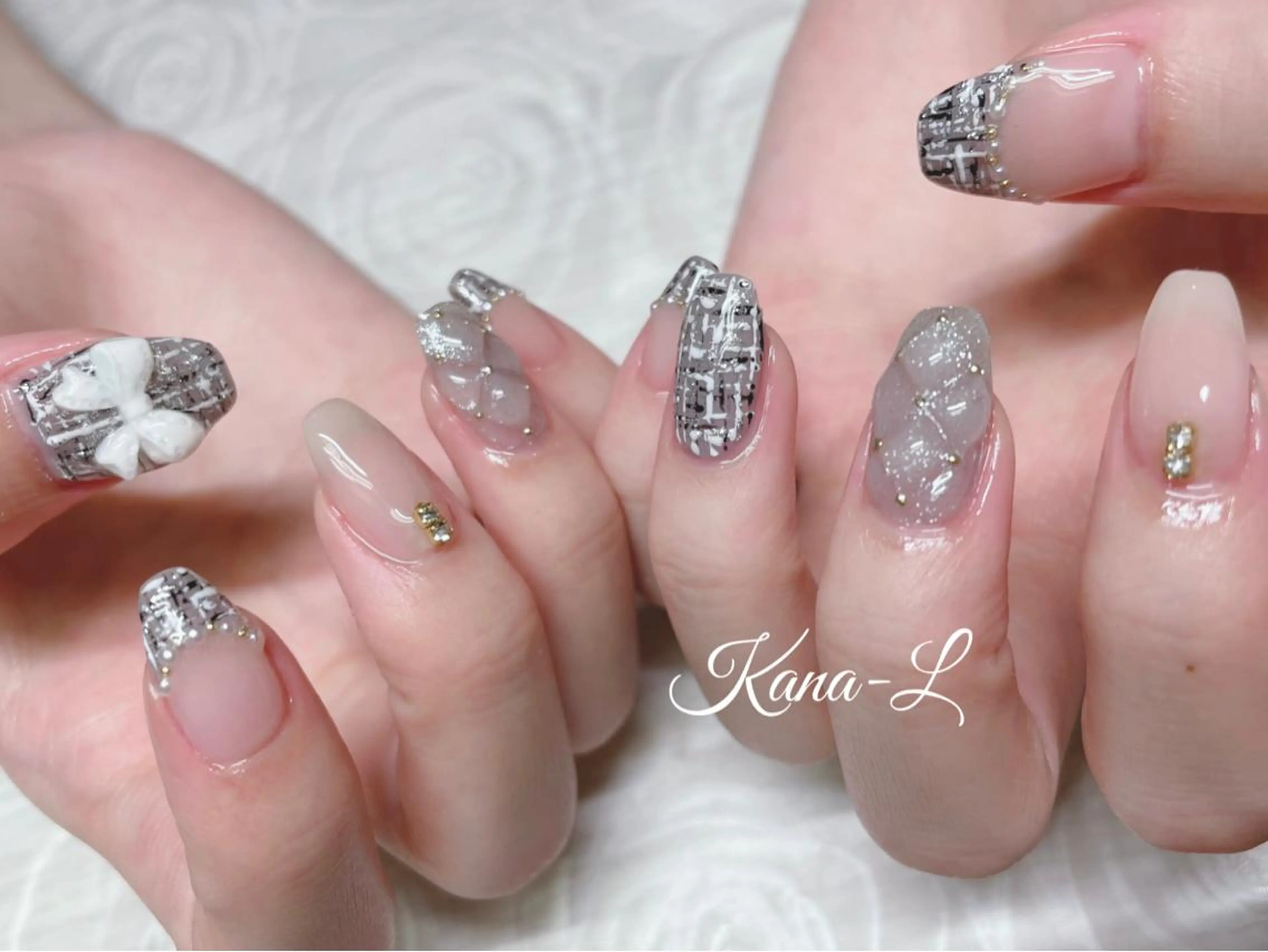 カラー ネイル リボン ツイードネイル 冬ネイル 芦辺 香奈のネイルデザイン