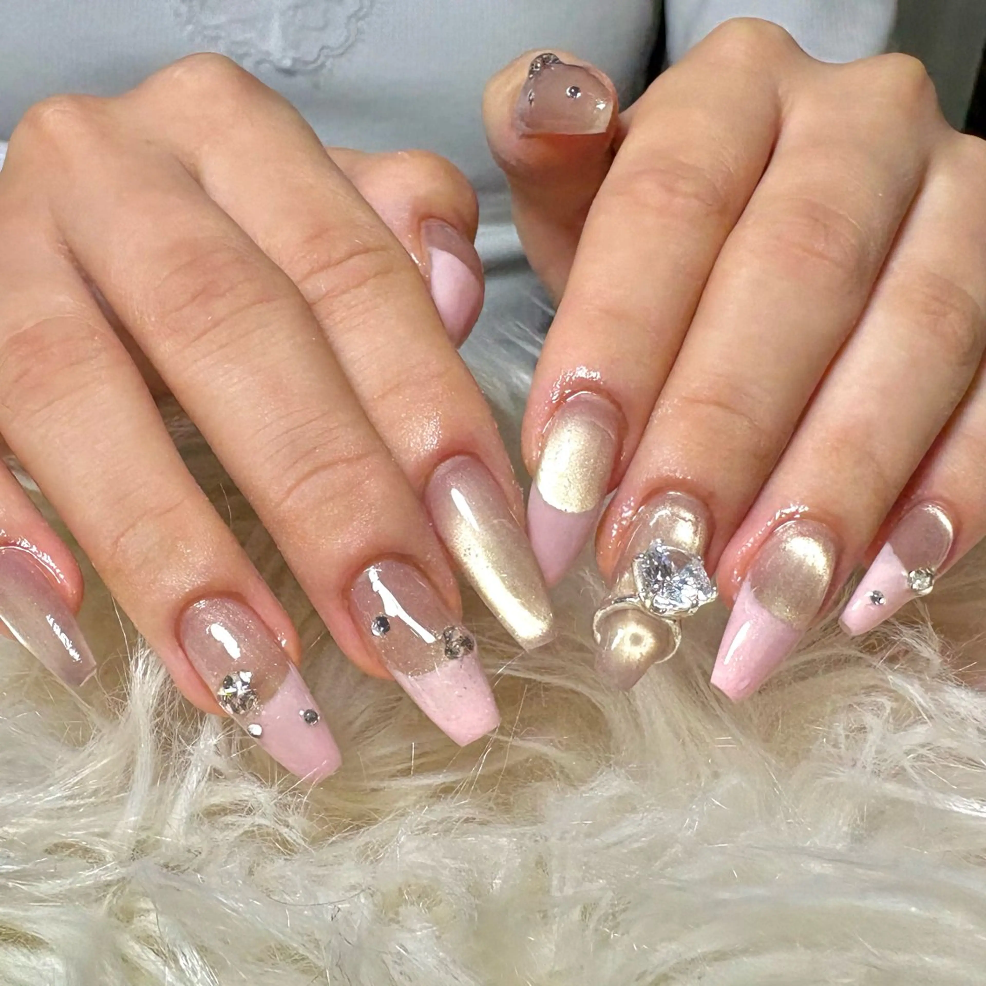 ネイル ハンドネイル ハンドケア hohomi .のネイルデザイン