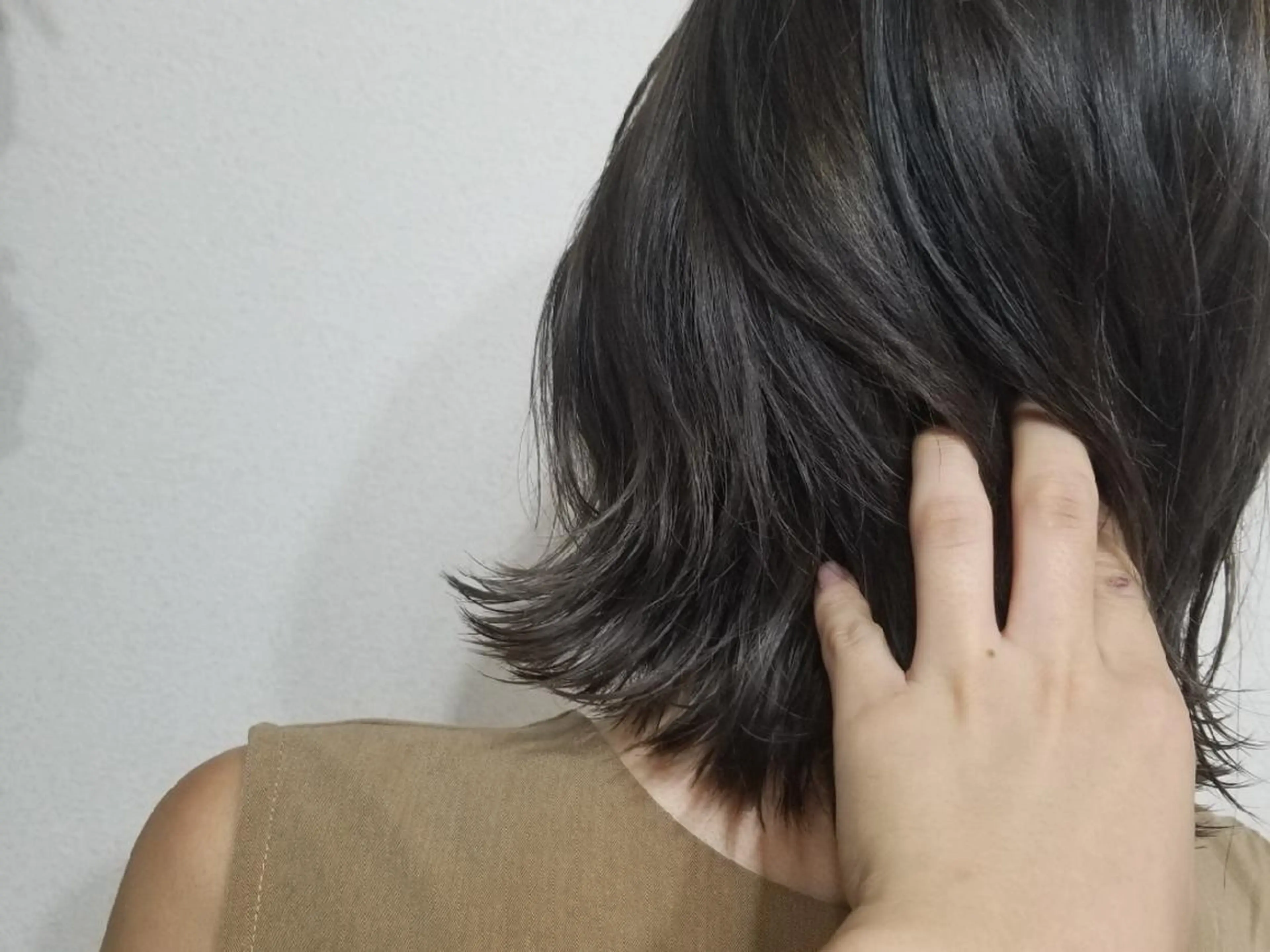 カラー ヘアアレンジ ミディアム ハイライトカラー シルバー ハイライト See by merのマツエク・マツパデザイン