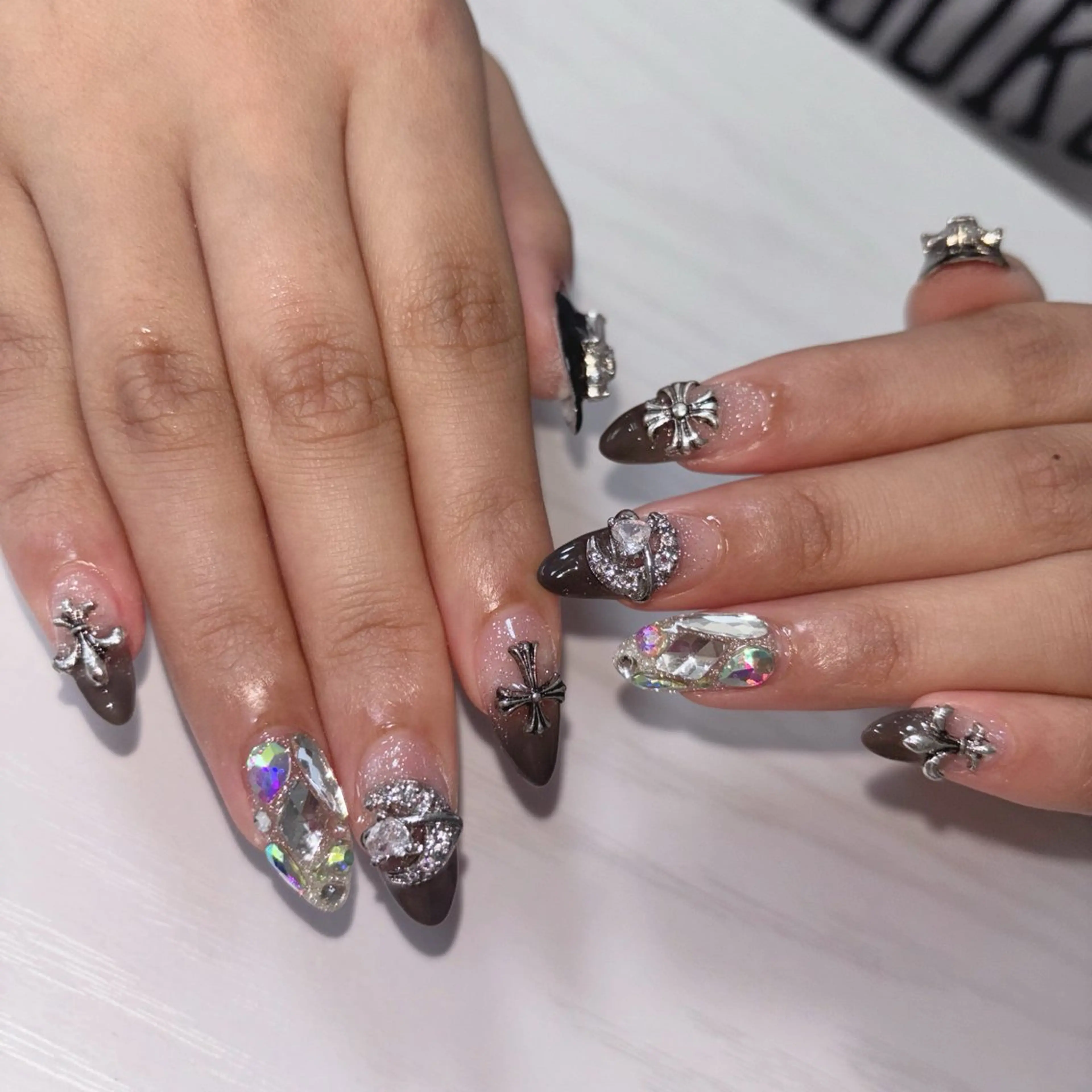 ネイル ハンドネイル STELLA ✩のネイルデザイン