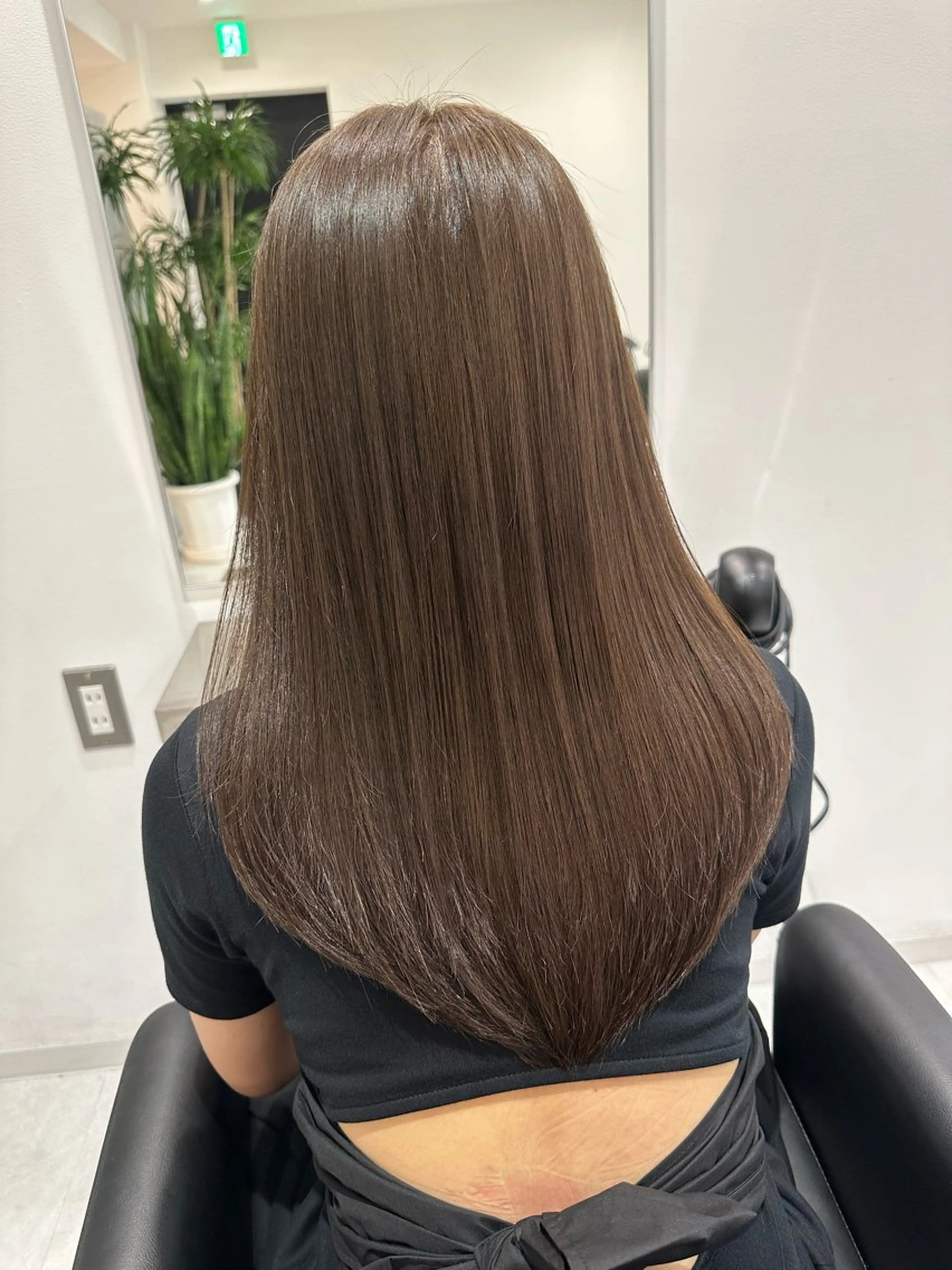 セミロング カラー ベージュカラー ブリーチ 透明感カラー ダブルカラー グレージュ ヘアカラー 艶感×抜け感hair /ReLit 正源のヘアスタイル