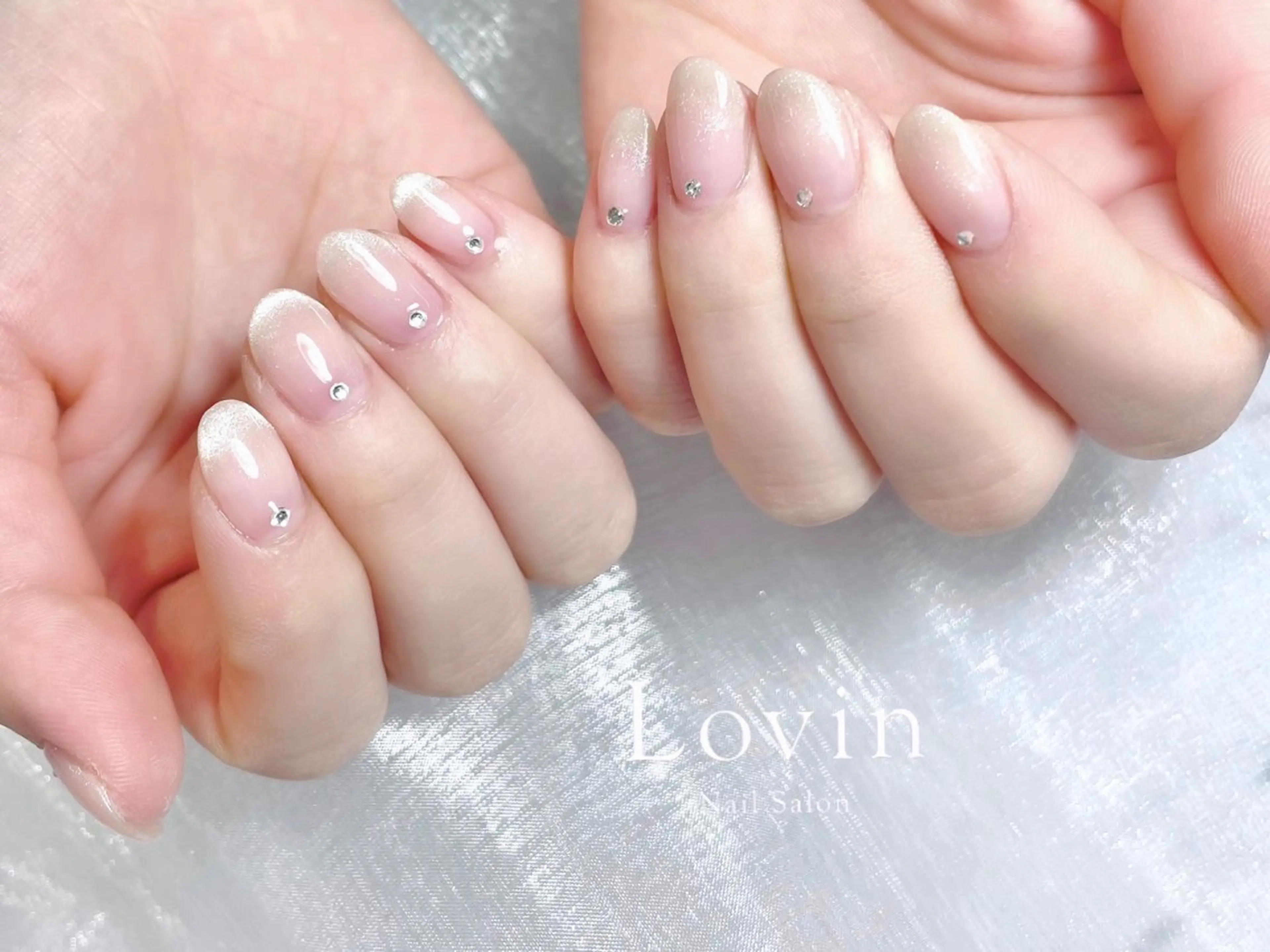 ネイル フレンチネイル ジェルネイル マグネットネイル マグネットフレンチ オフィスネイル パラジェルプレミアムサロン nail care &spa Lovin［ラヴィン］所属・Azegami Minaのネイルデザイン