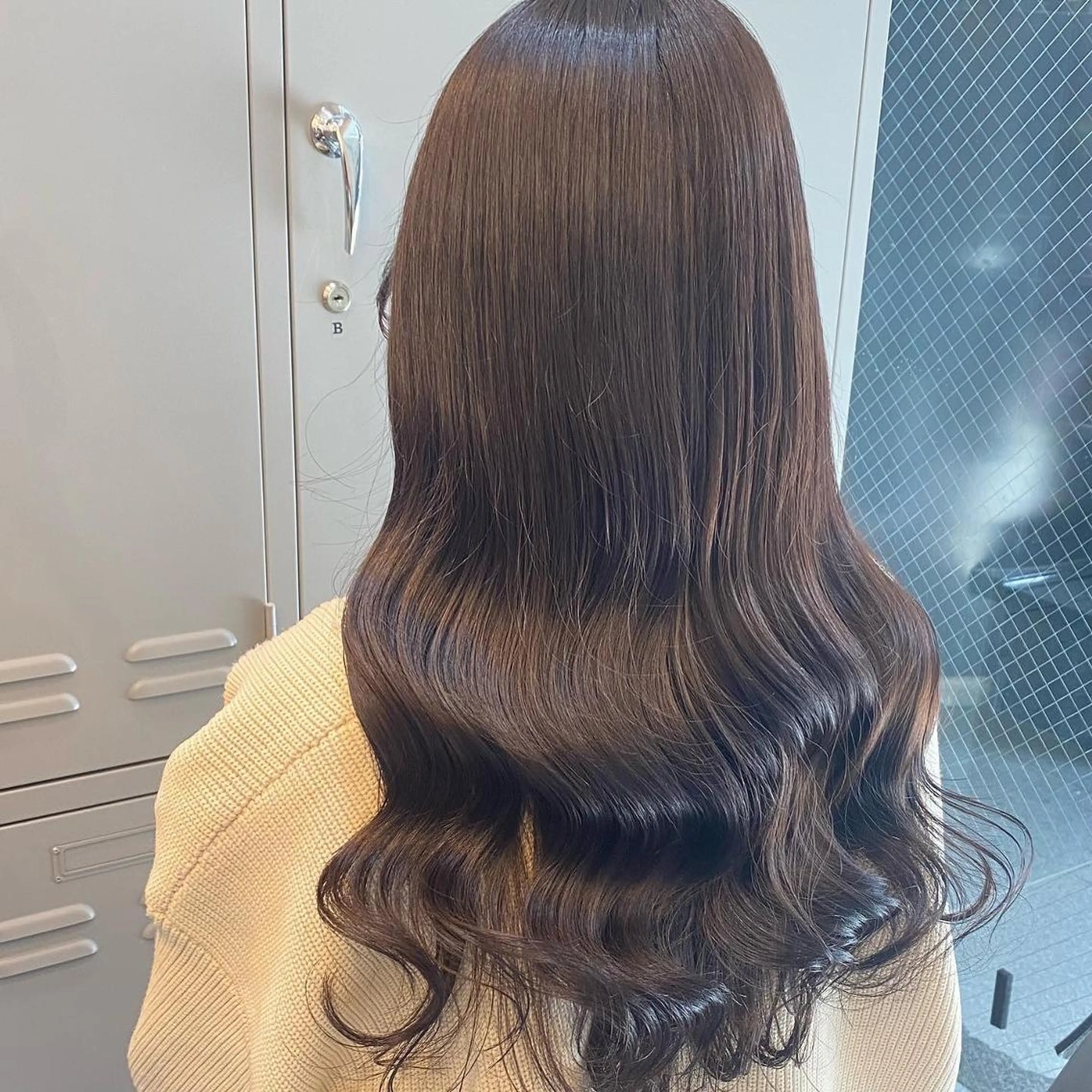 セミロング カラー ヘアアレンジ 🌷愛されヘア🌷 伊藤　万裕のヘアスタイル