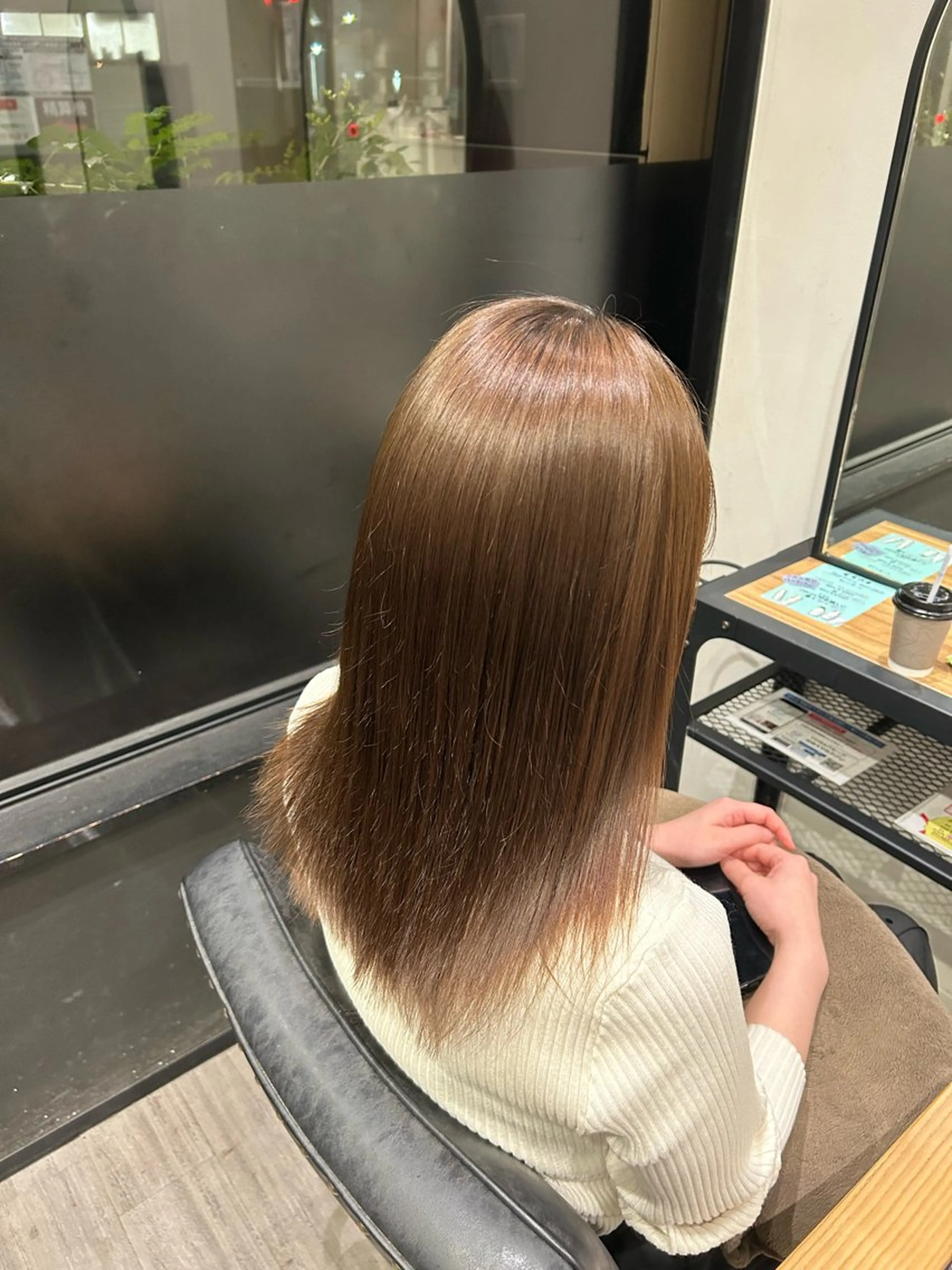 ミディアム カラー アッシュ アッシュグレー アッシュグレージュ 透明感カラー グレージュ ヘアカラー トリートメント カラーリスト💟草間 紫音💟のヘアスタイル