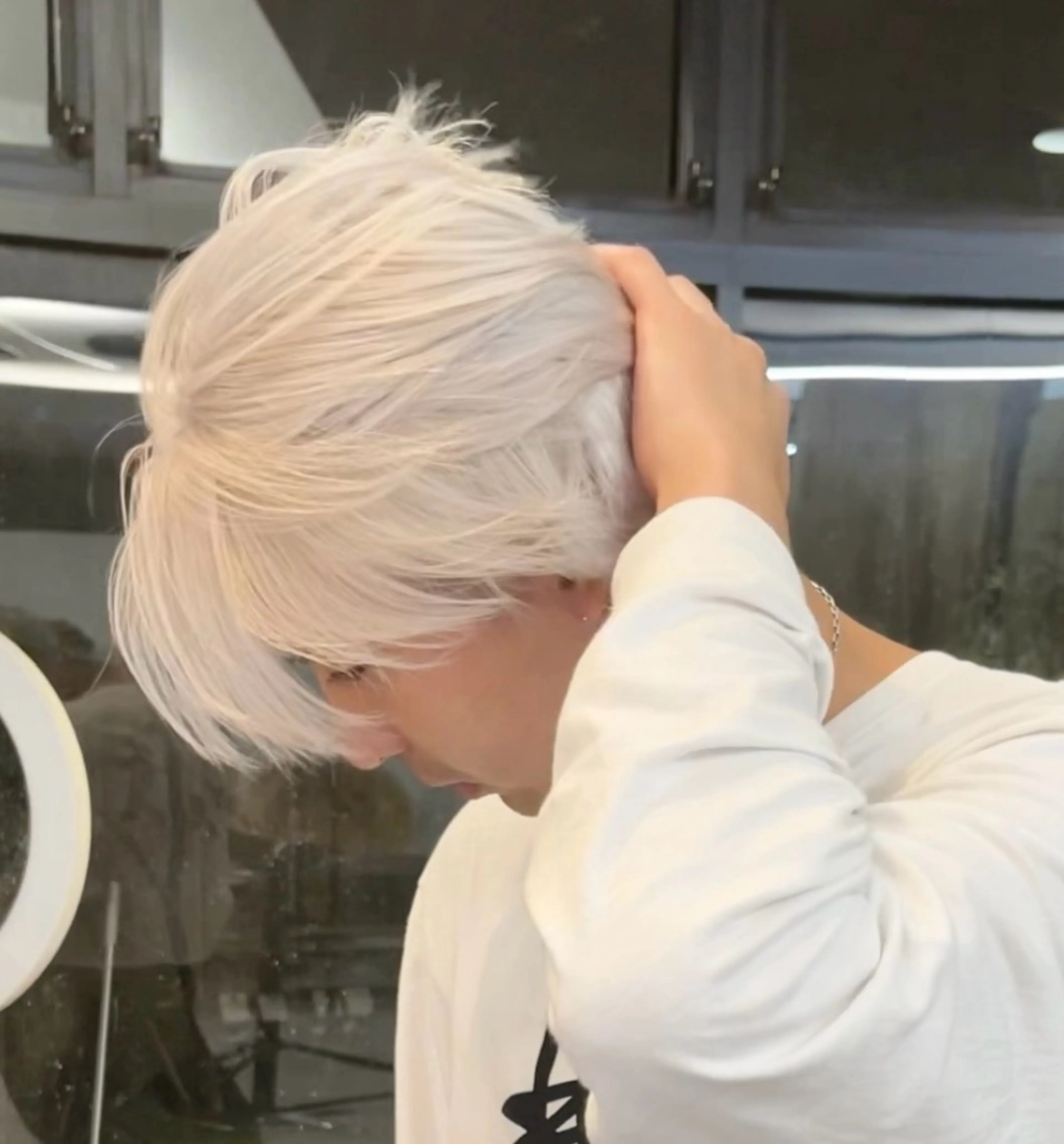 ショート 海外ハイトーン 🇺🇸sakiのヘアスタイル