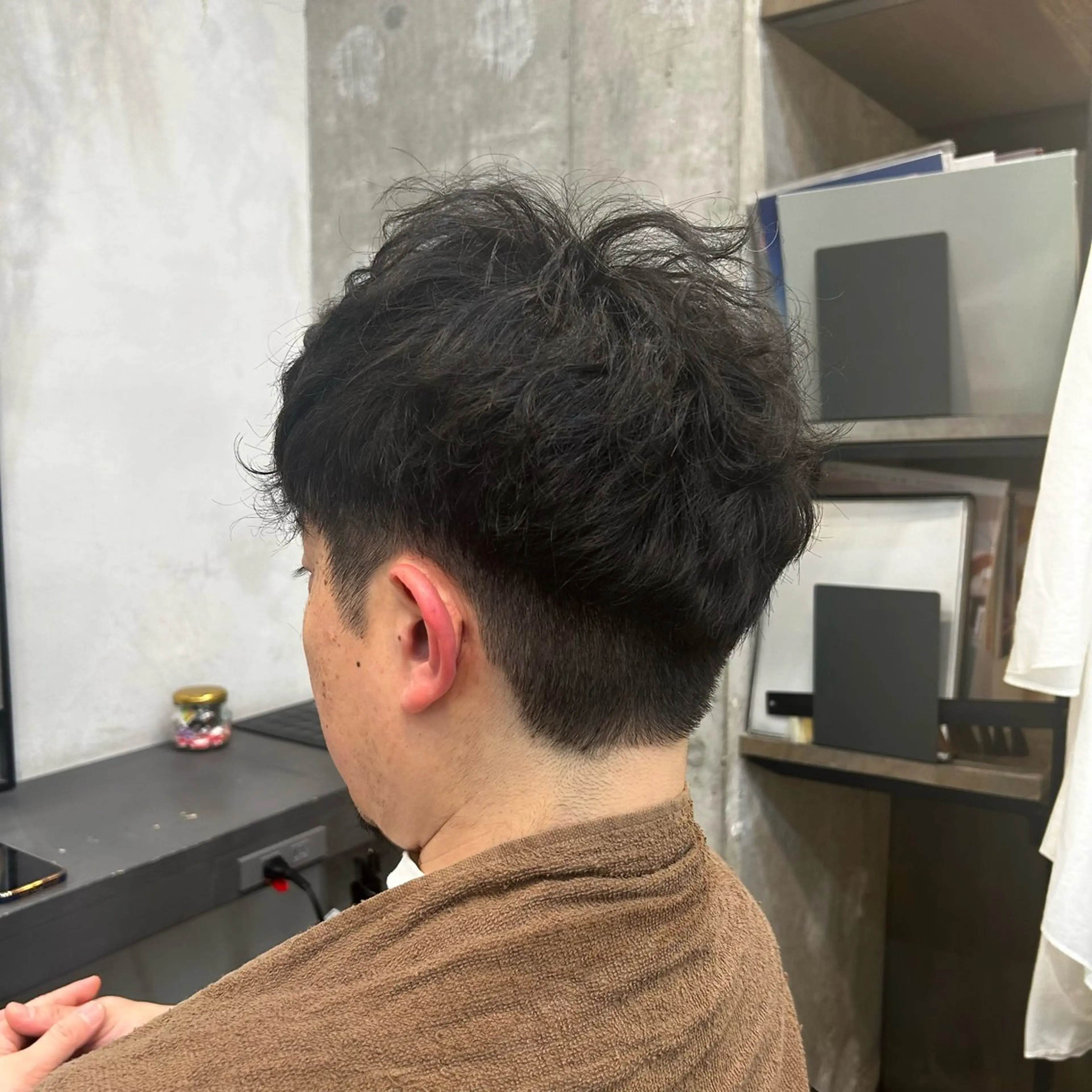 パーマ メンズ 小森田　果怜 縮毛矯正、カラーのヘアスタイル