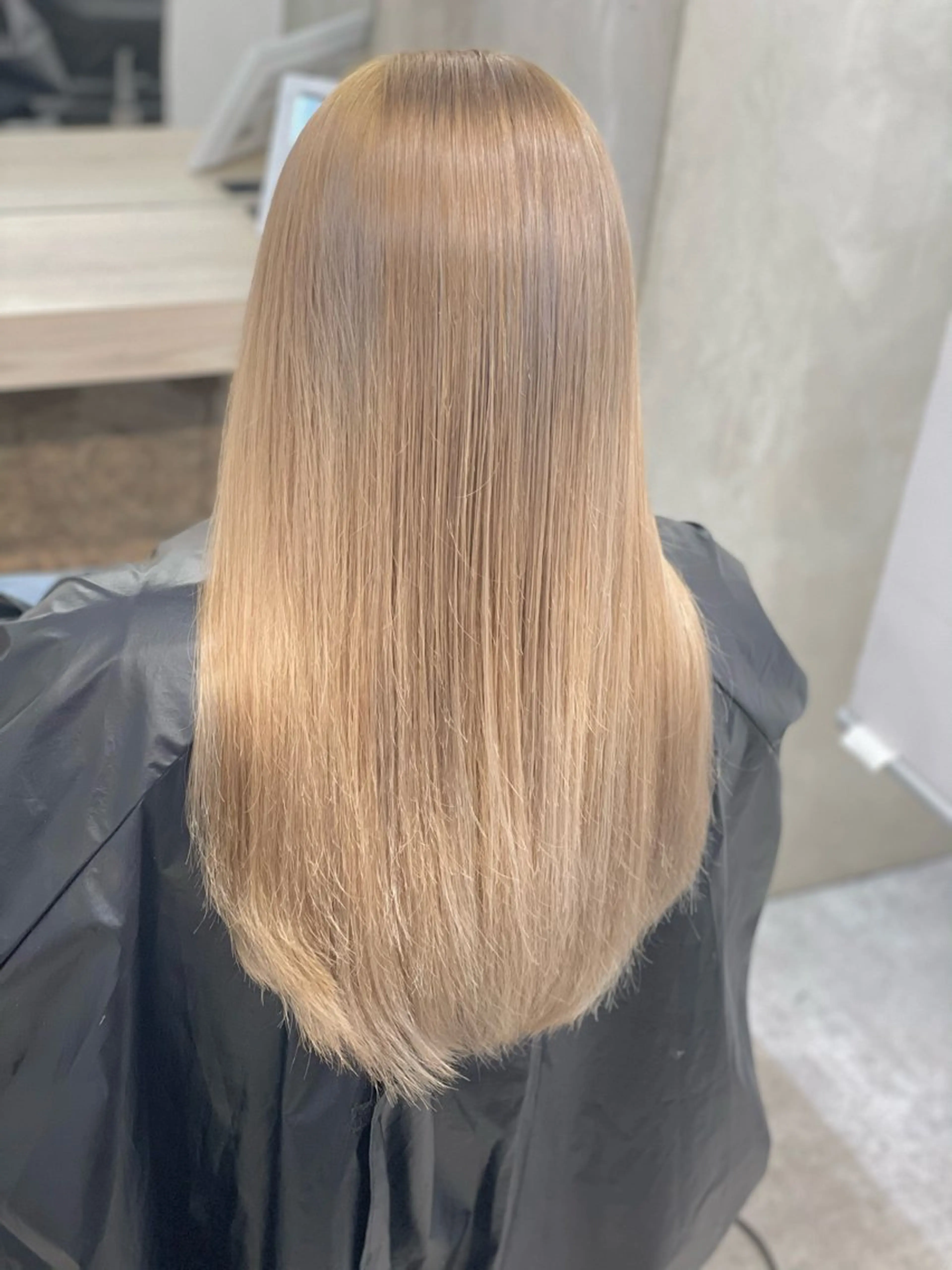 ロング 顔周りカット 髪質改善 韓国風ヘア レイヤーカット 縮毛矯正 カット ヘアカラー トリートメント 髪質改善/縮毛矯正 カット/カラー/y.のヘアスタイル