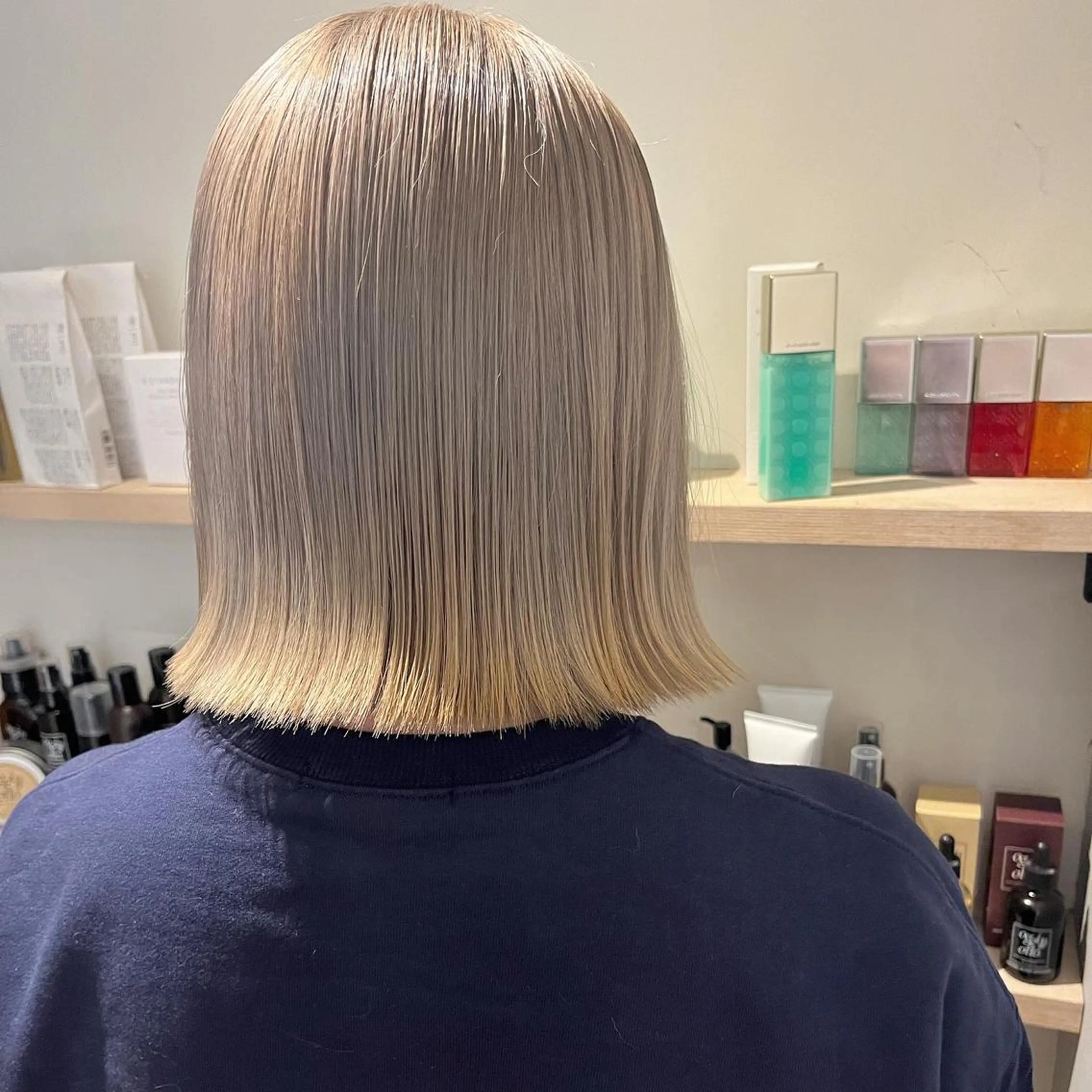 ショート ヘアカラー mai ROCCOのヘアスタイル