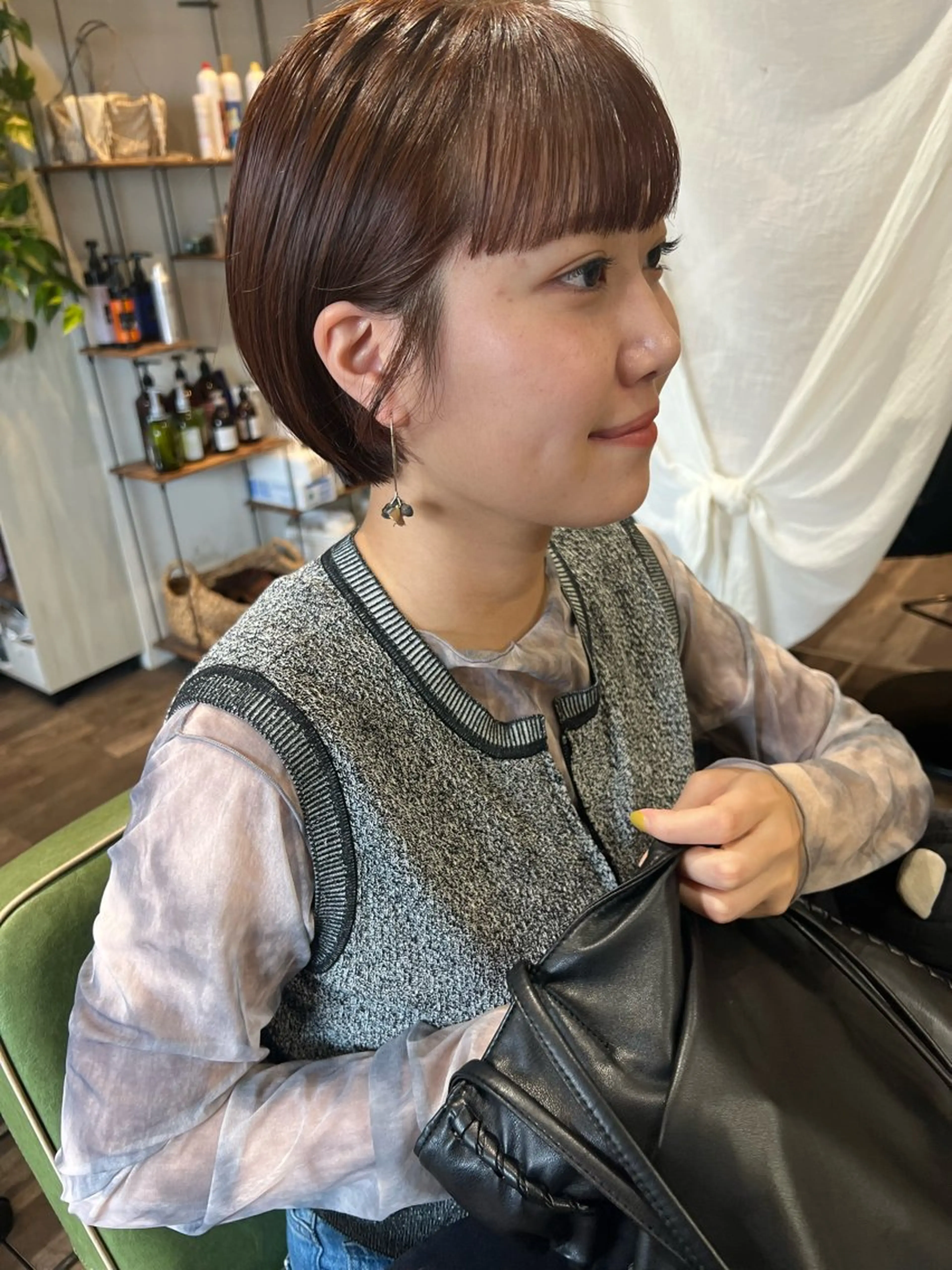 ショート カラー ショートヘア ワイドバング カット ヘアカラー トリートメント カラーパティシエ facce🌼ikoのヘアスタイル