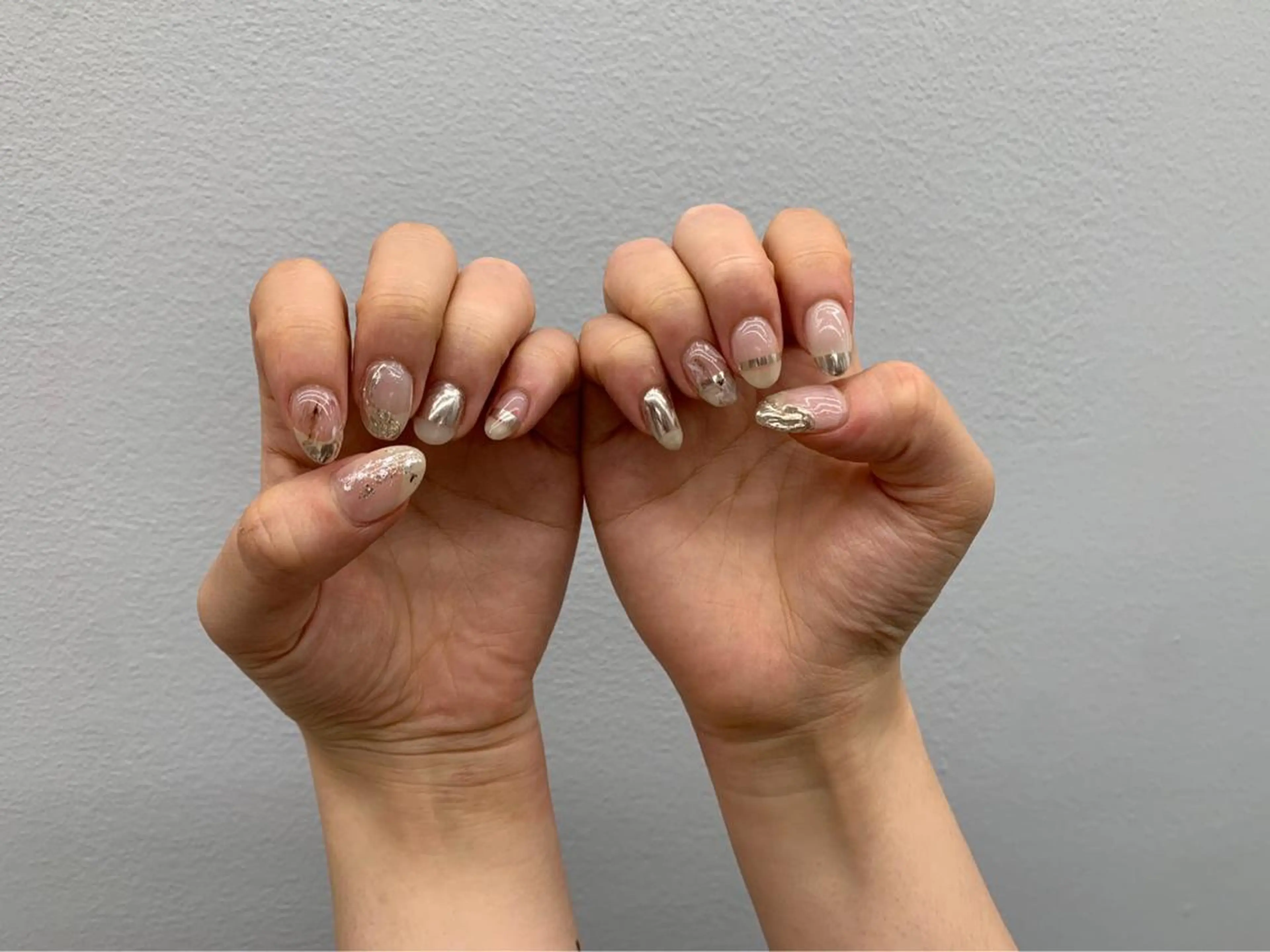 ネイル 椿森 美瑠紅の眉毛・アイブロウイメージ