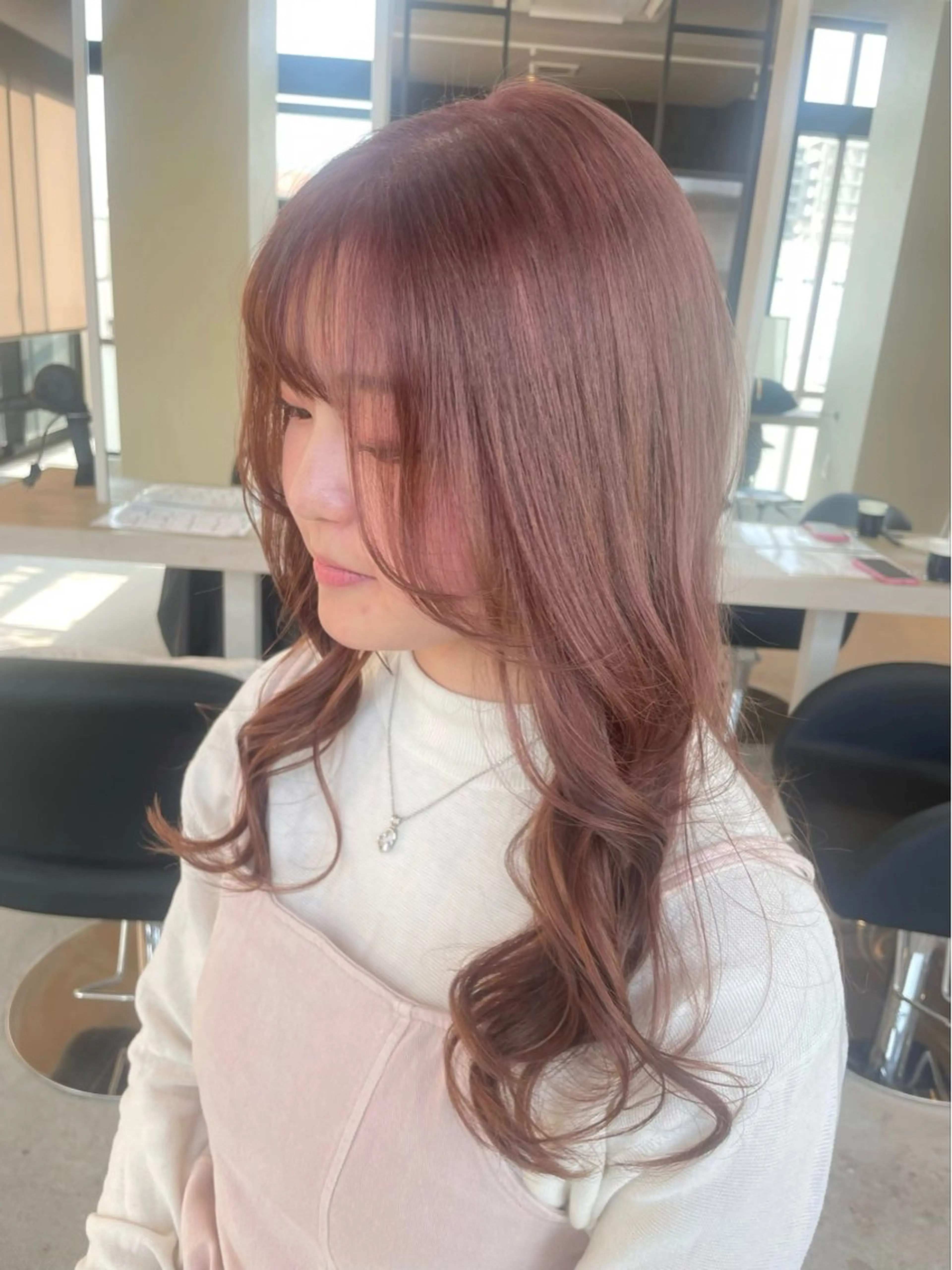ロング カラー ベージュカラー ブリーチ オリーブベージュ LUDIQUE【ルディック】所属・AKI ✄のヘアスタイル