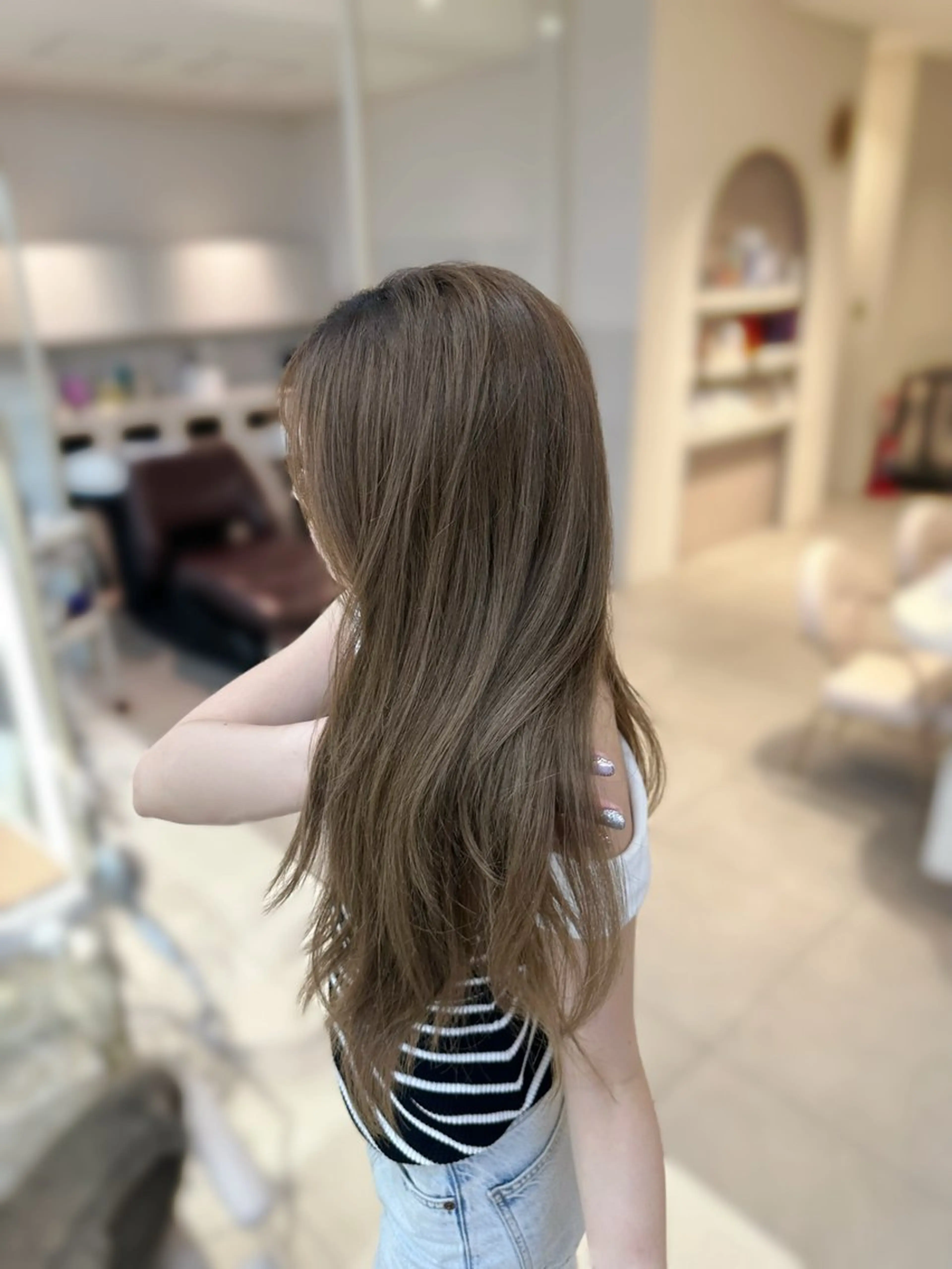 ロング oto🎀×美髪× シースルー前髪🤍のヘアスタイル