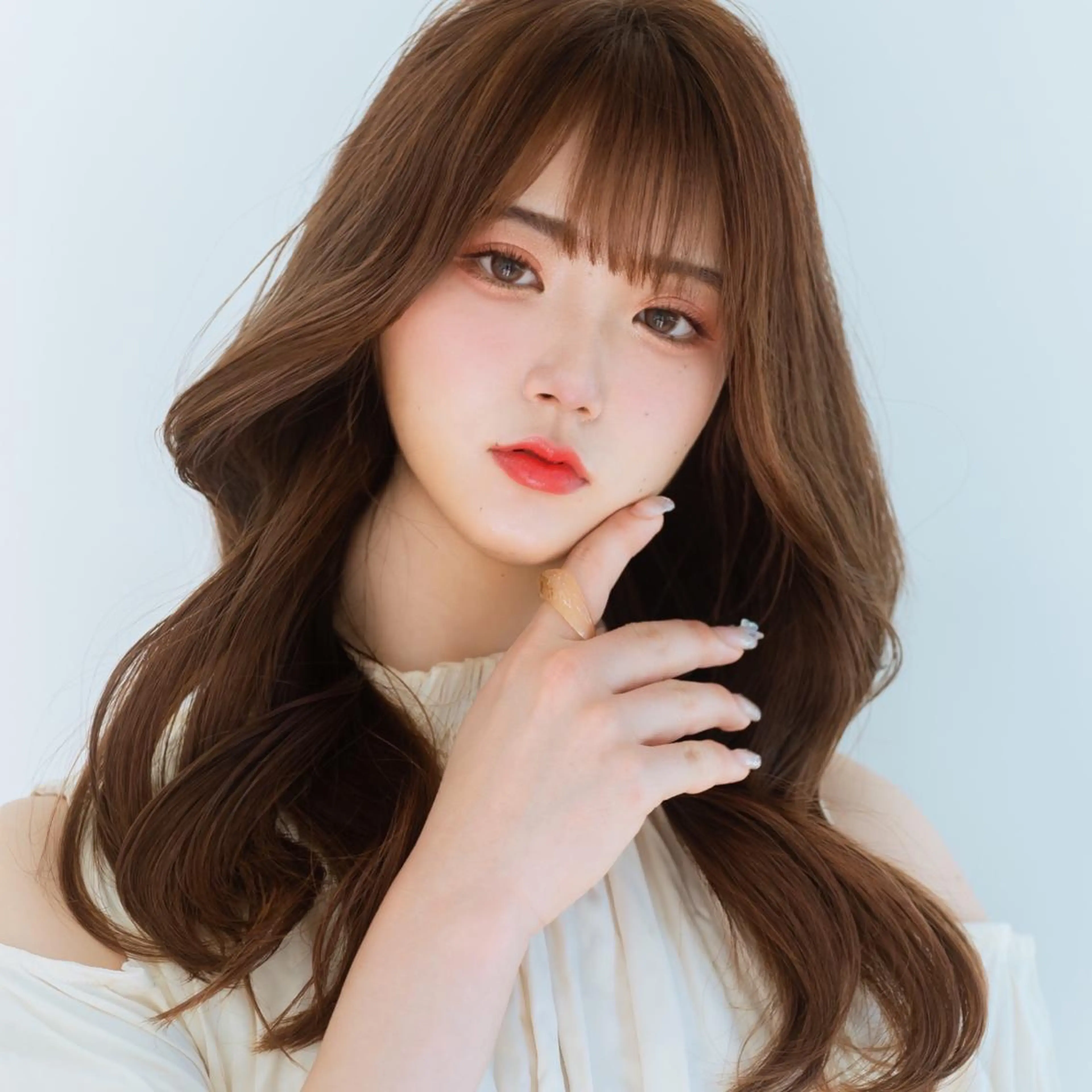セミロング くせ毛 エギョモリ 顔まわりレイヤー タンバルモリ ヨシンモリ カット ヘアカラー トリートメント 韓国レイヤー×透明感 髪質改善　武田涼のヘアスタイル