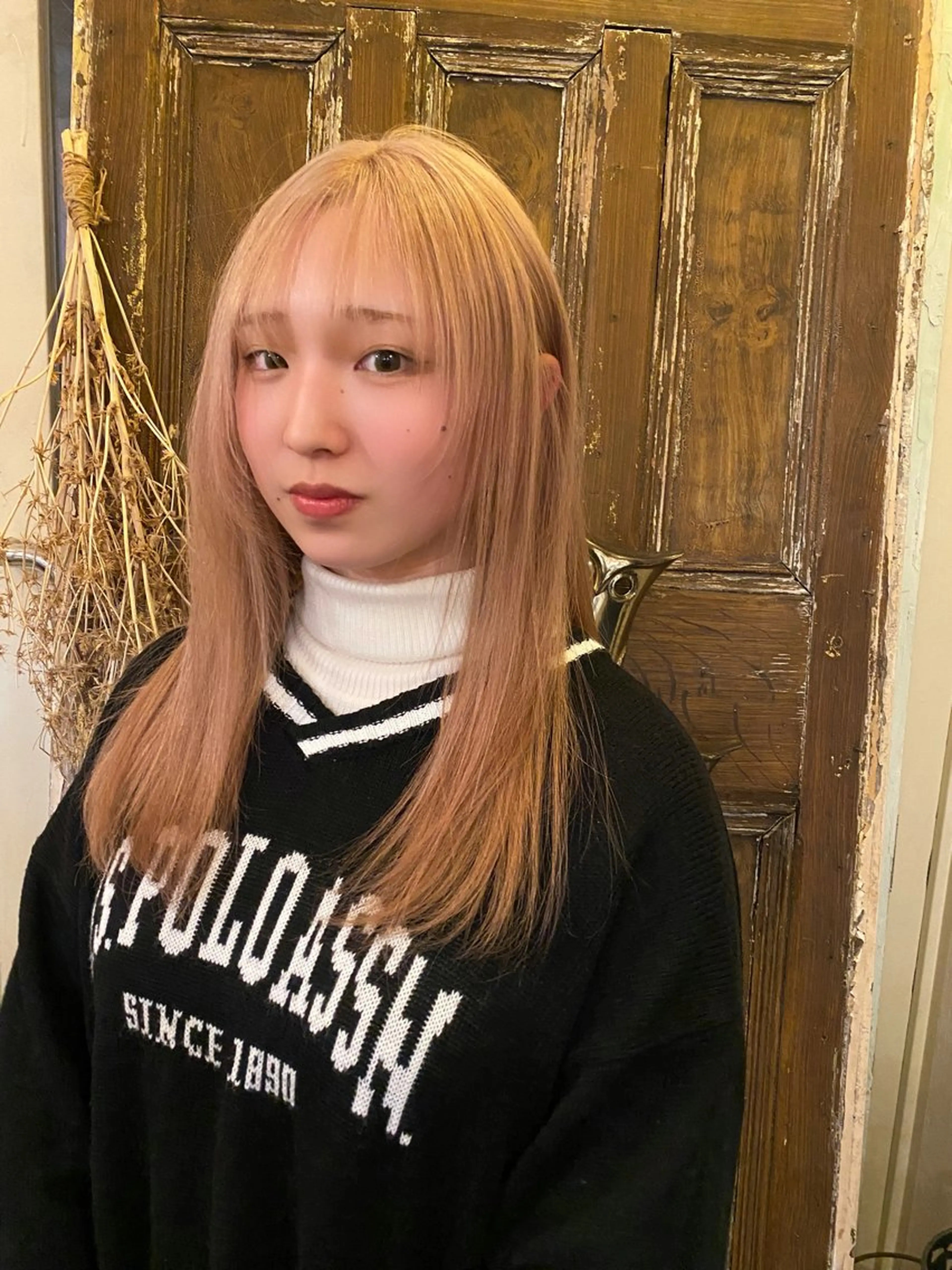 ロング ヘアカラー トリートメント sea's所属・平果帆/レイヤー /矢場町/ブリーチのヘアスタイル