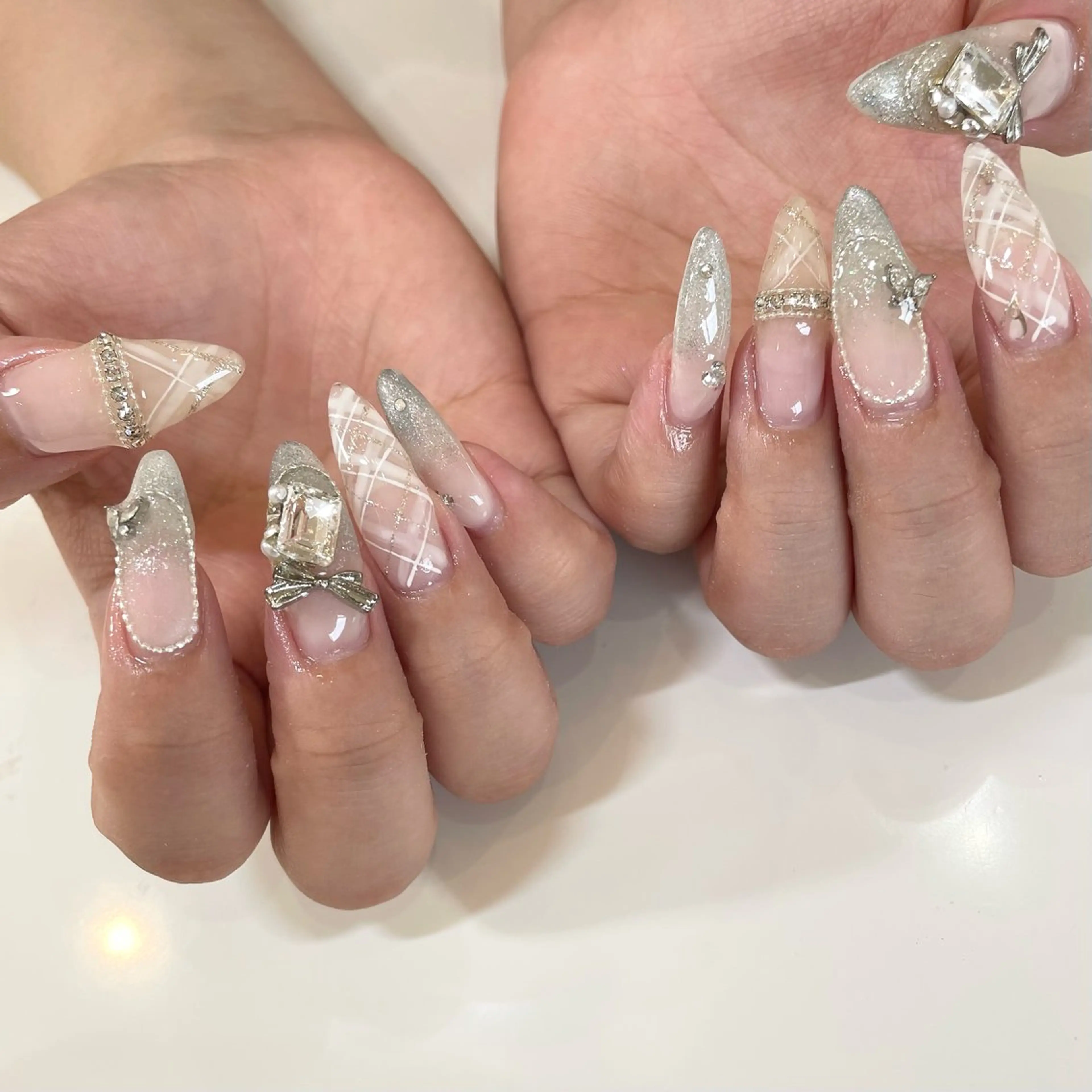ネイル キラキラネイル Nail Salon Gummi.のネイルデザイン