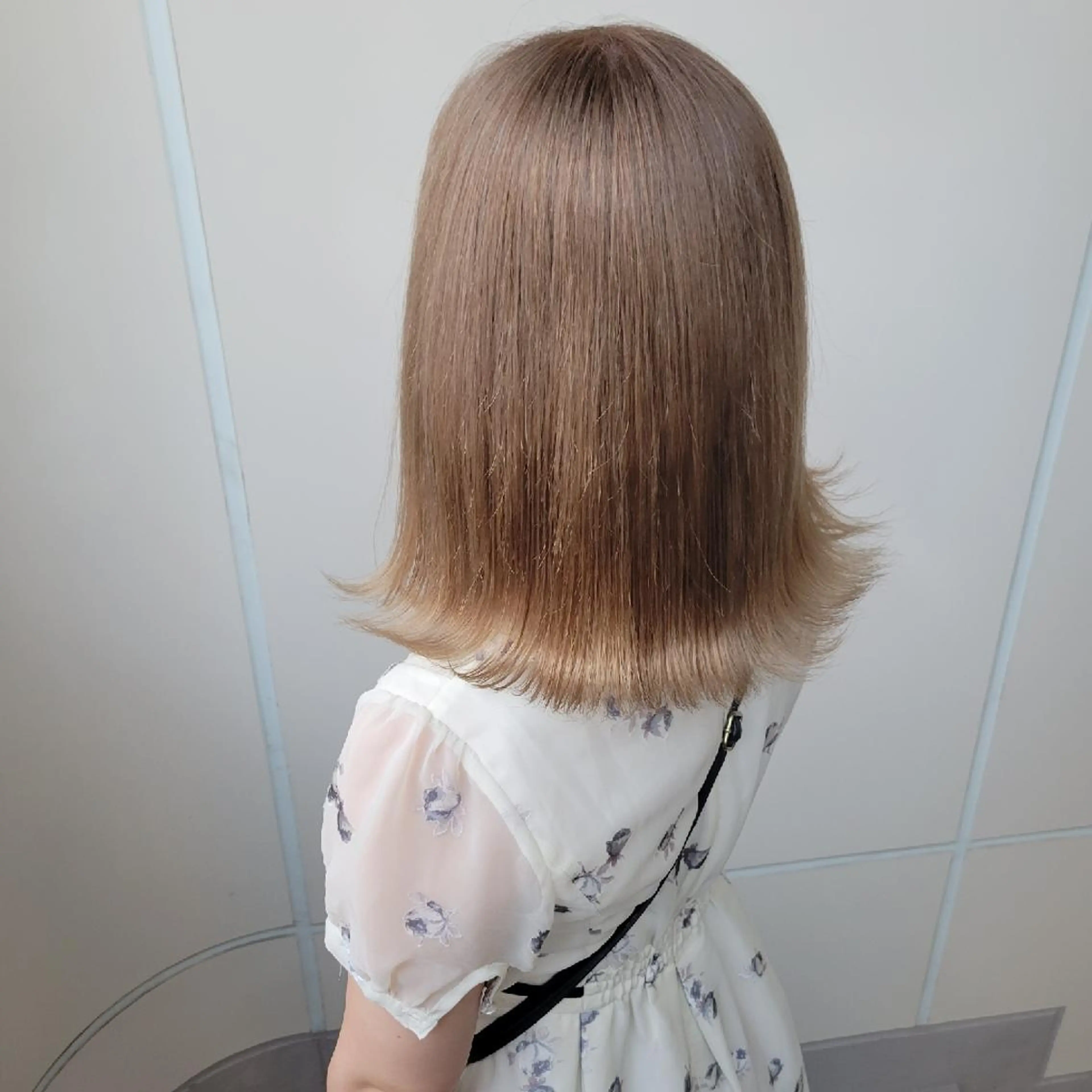 ミディアム カラー ママ美容師まつげ 🤍まき🤍のヘアスタイル