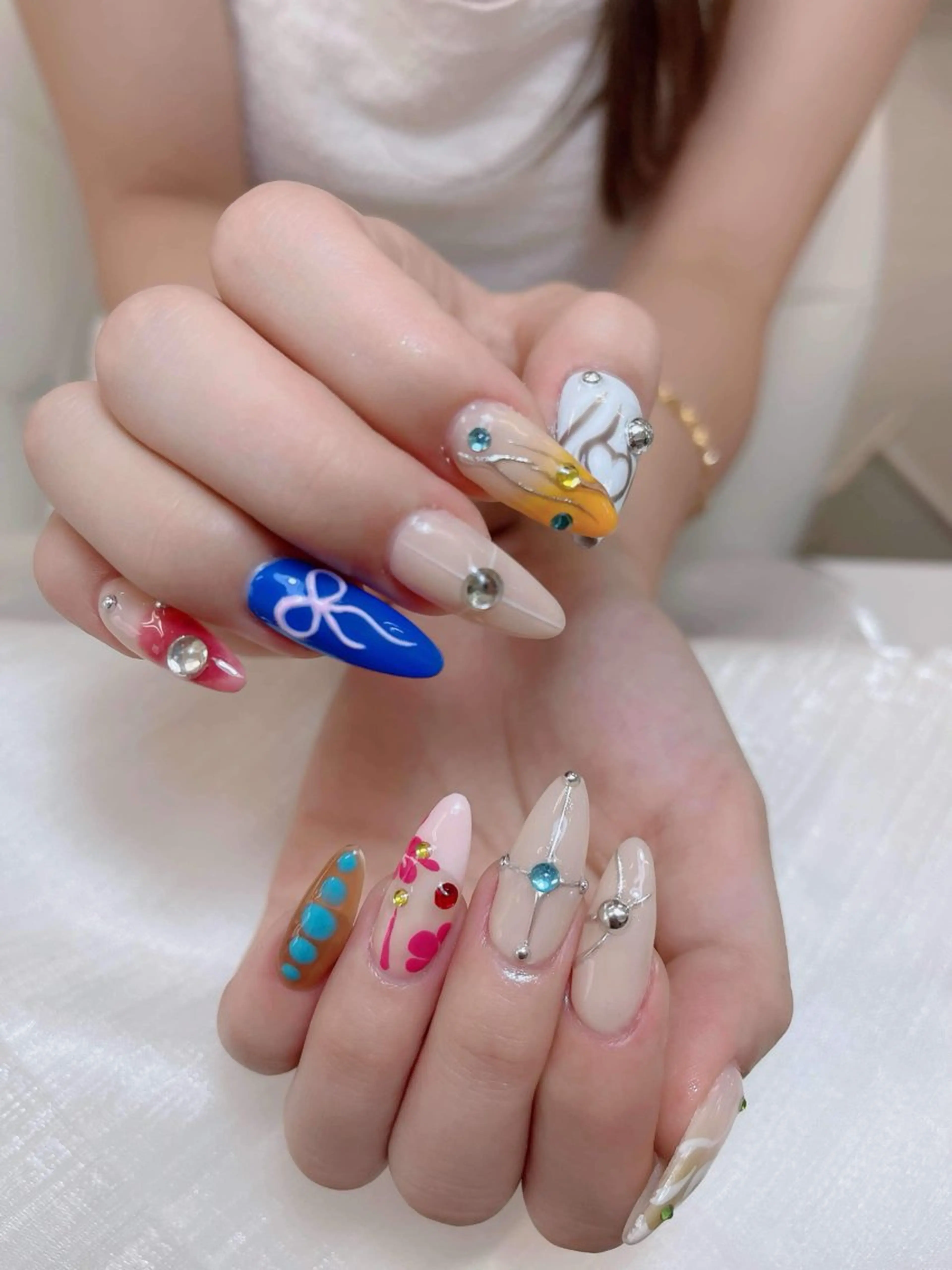 ネイル ハンドネイル ハンドケア Anh Nail 歌舞伎町のネイルデザイン