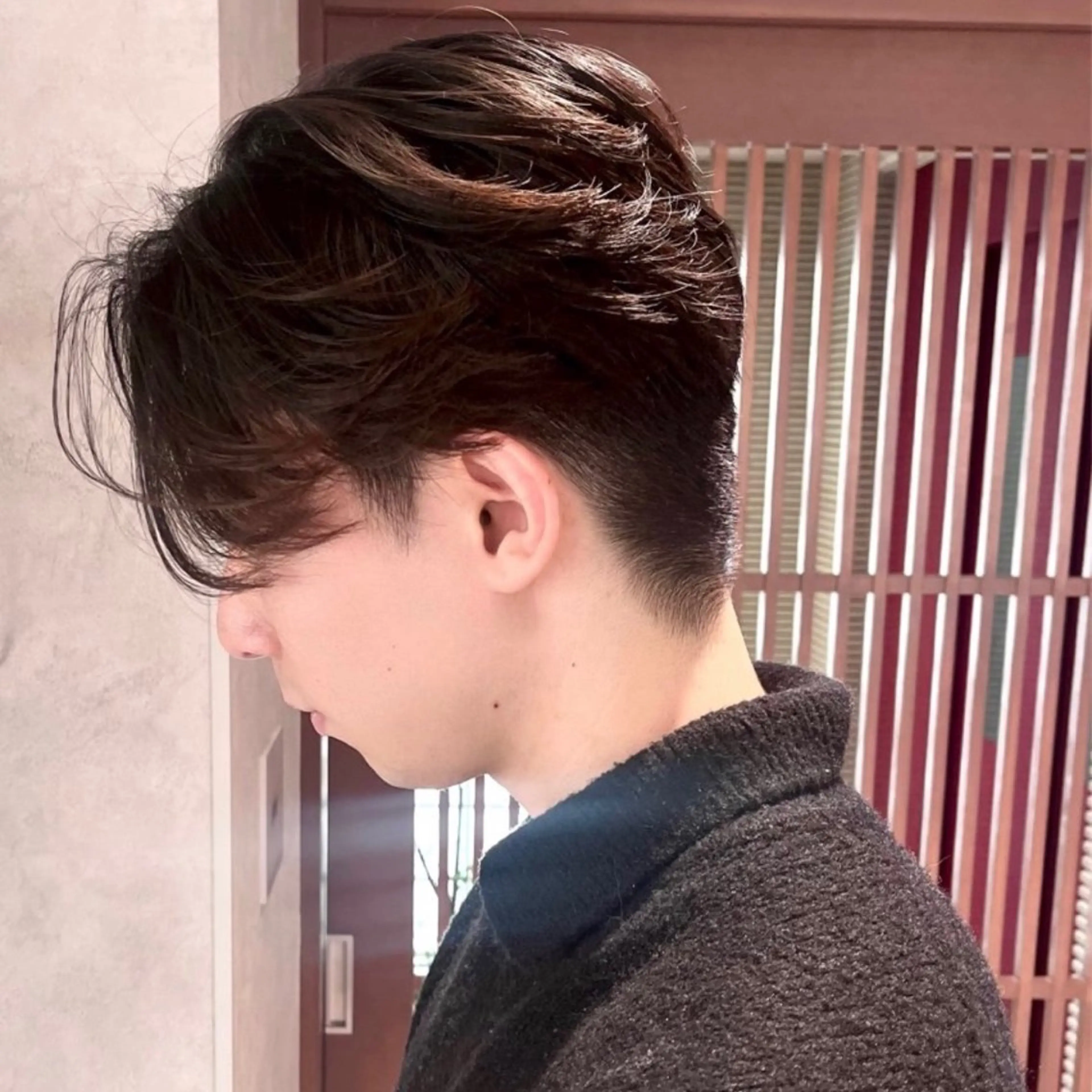 ショート メンズ カット メンズセンターパート /フェザーパーマのヘアスタイル