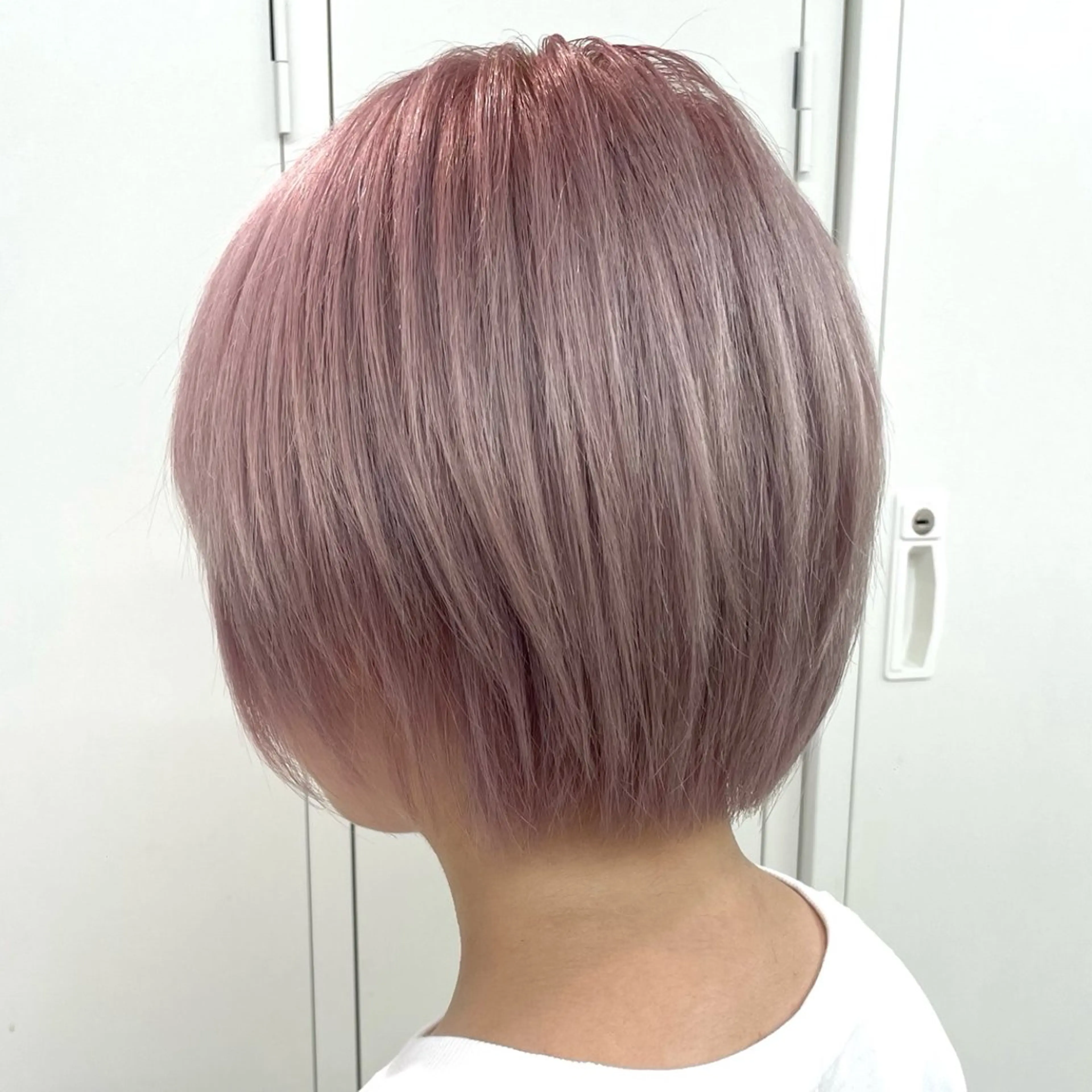 ショート カラー ヘアカラー トリートメント 奥山義進/ハイトーン /バレイヤージュのヘアスタイル