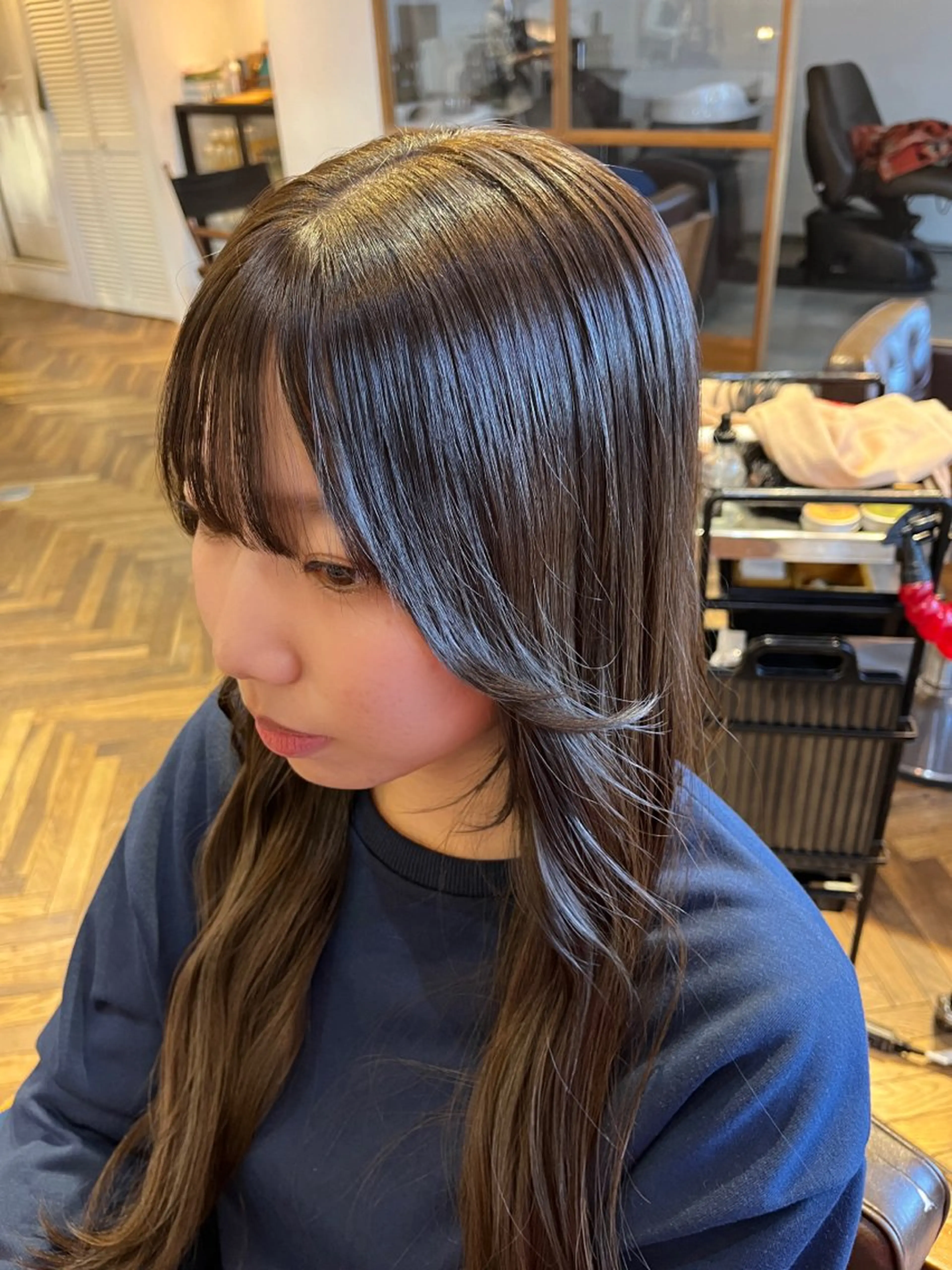 ミディアム カット HOMIE TOKYO所属・sora / 渋谷 / ハイトーンのヘアスタイル