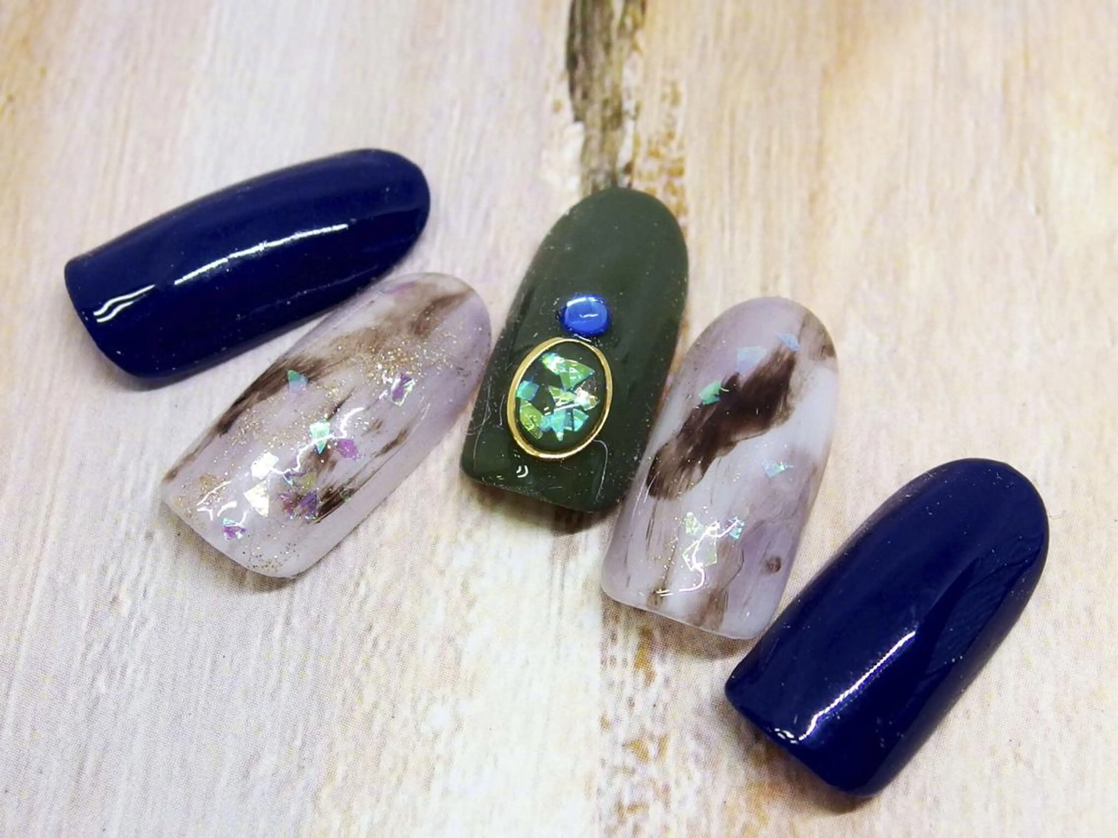 ネイル ティーエヌ 金山駅東口店のネイルデザイン